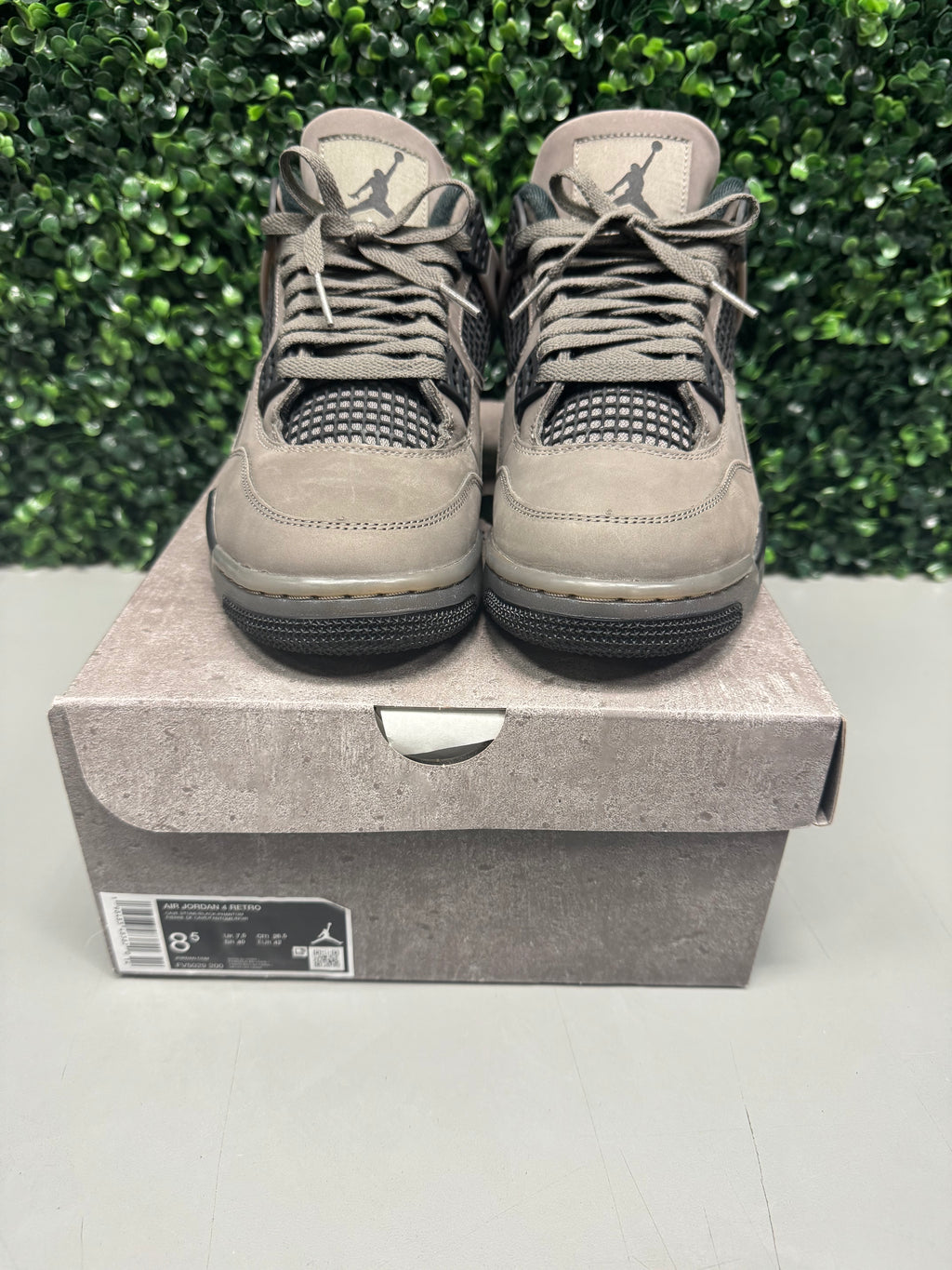 Jordan 4 Retro "Cave Stone" Size 8.5 Preowned