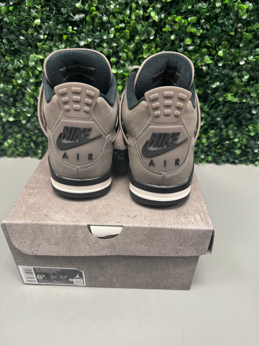 Jordan 4 Retro "Cave Stone" Size 8.5 Preowned