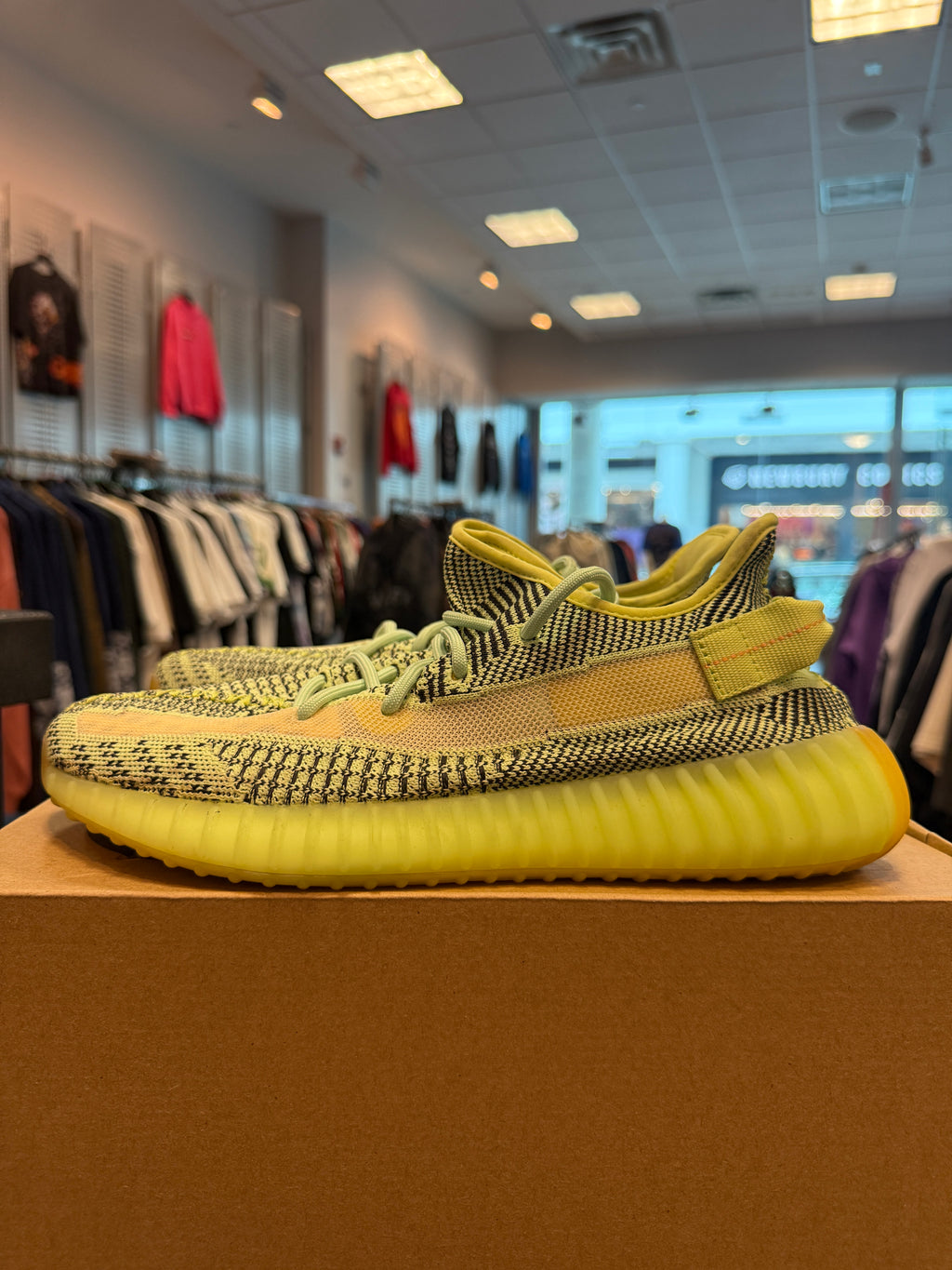 adidas Yeezy Boost 350 V2 'Yeezreel' (Non-Reflective) Size 10 Preowned