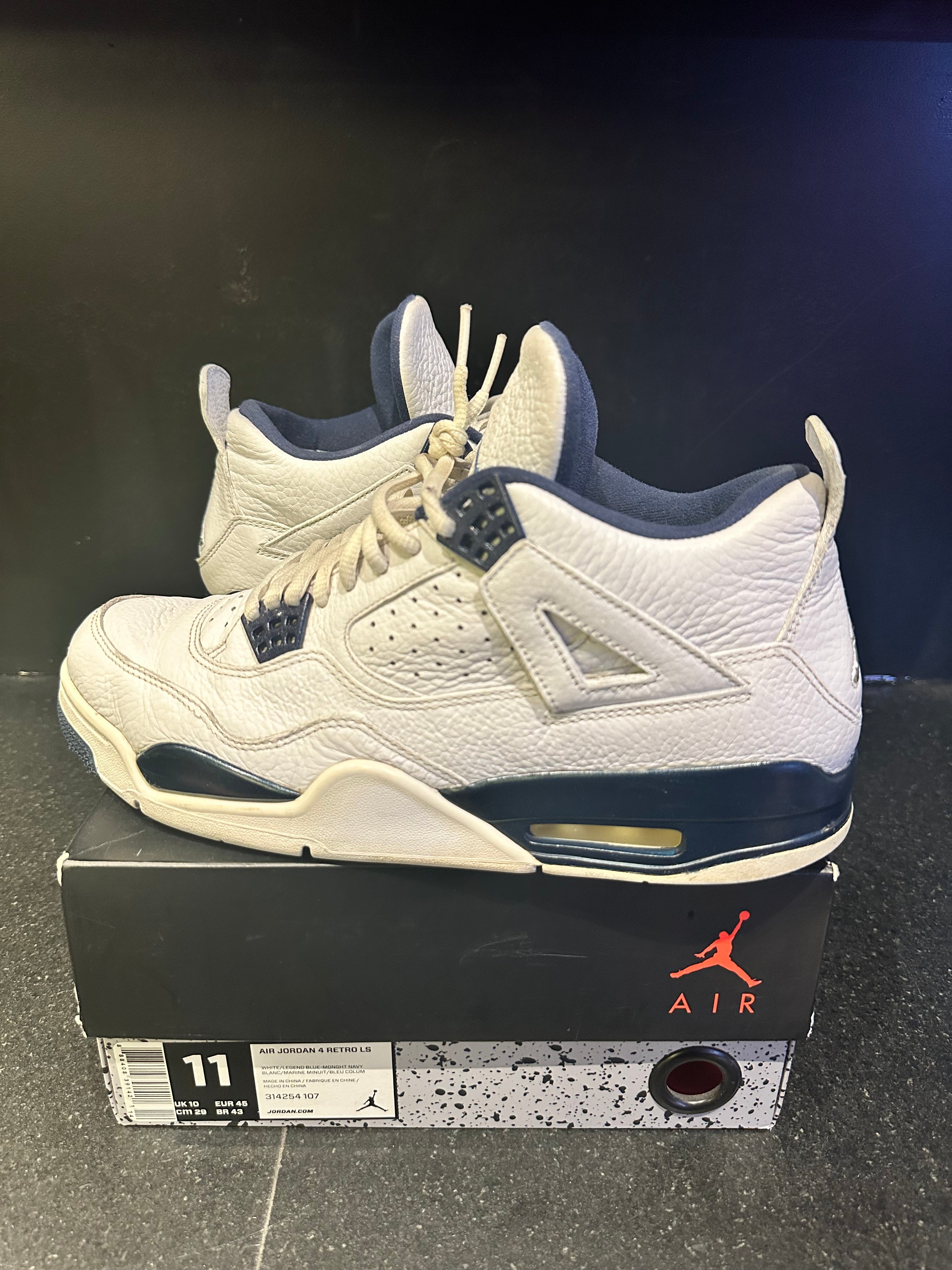 Jordan Retro 4 "Columbia" Preowned