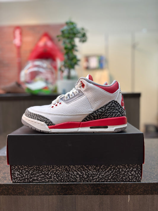 Jordan 3 "Fire Red" Size 7Y Pre Owned