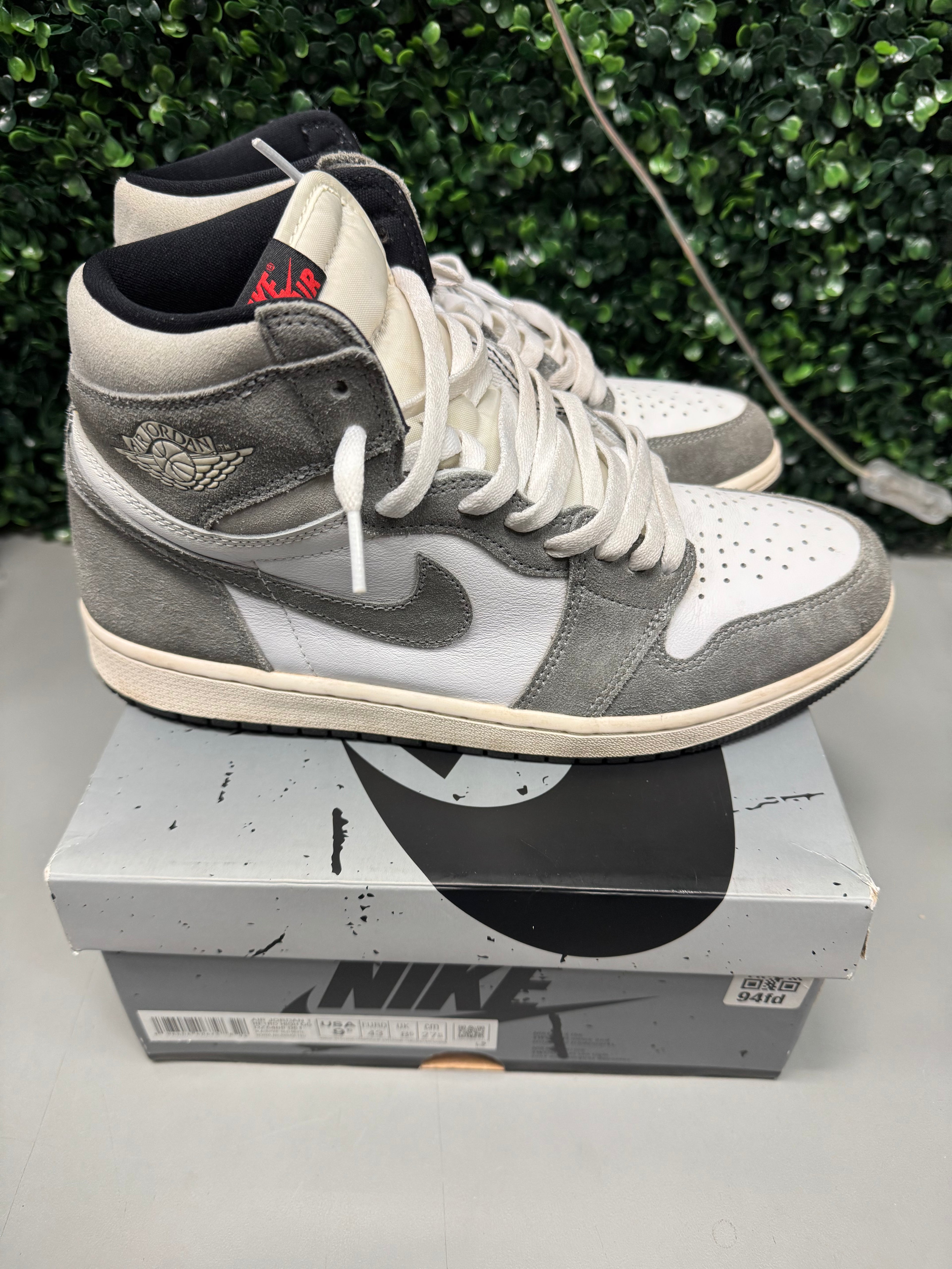 Jordan 1 Retro High OG "Washed Black" Size 9.5W/8M Preowned