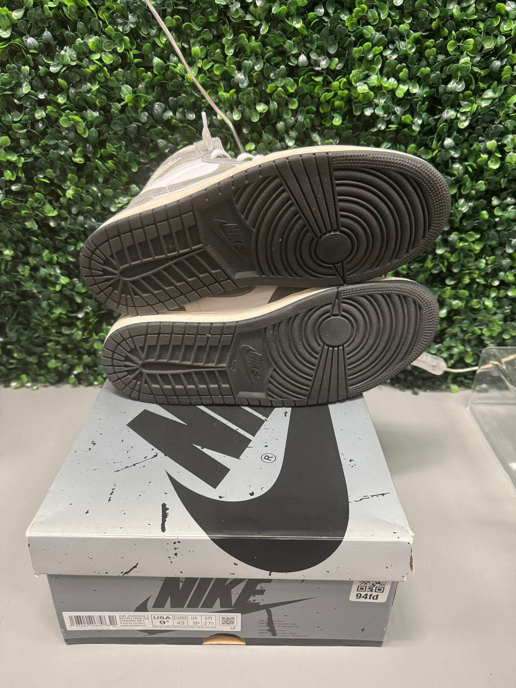 Jordan 1 Retro High OG "Washed Black" Size 9.5W/8M Preowned