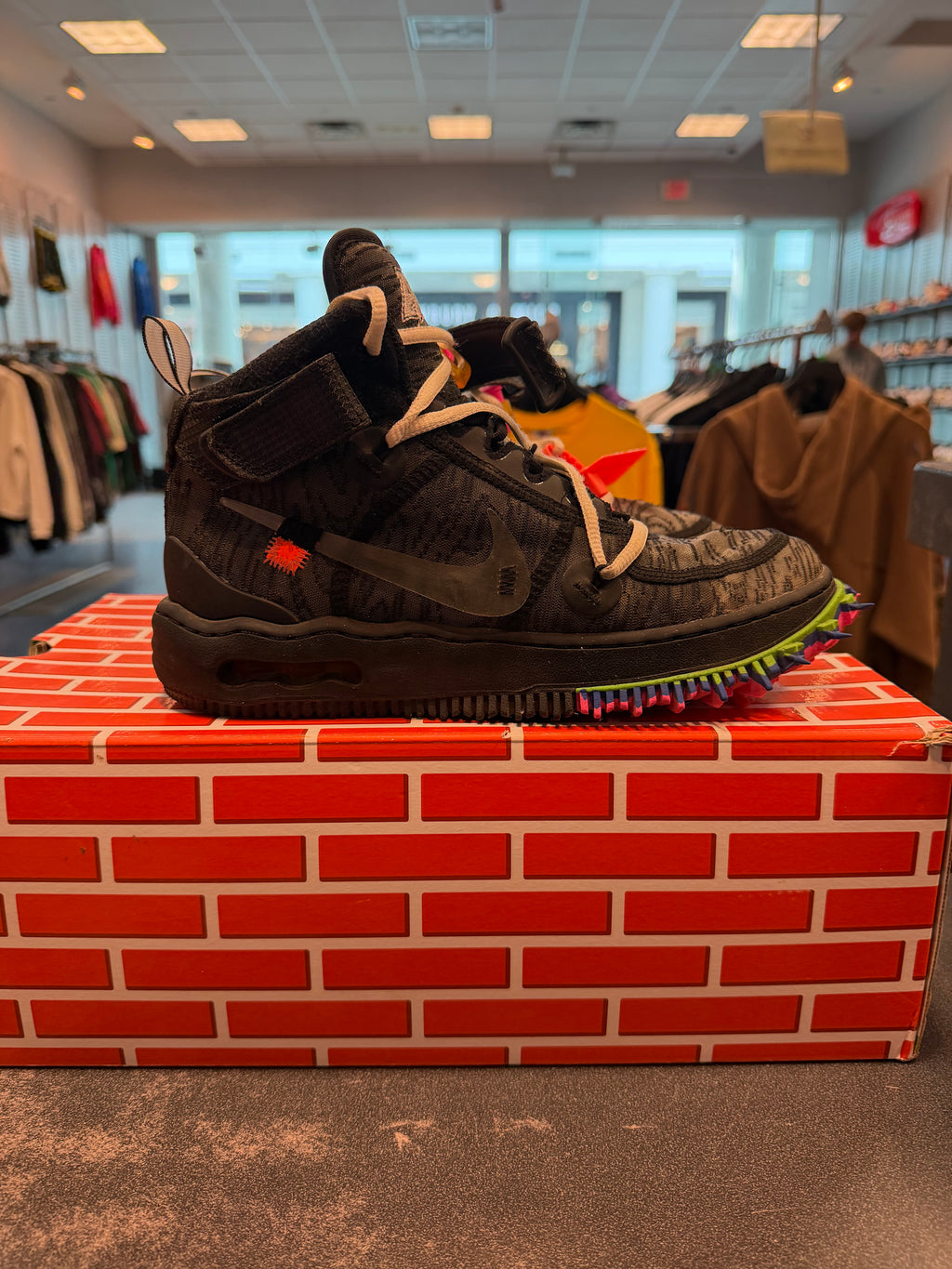 Nike Air Force 1 Mid Off-White Black Size 6.5 Preowned