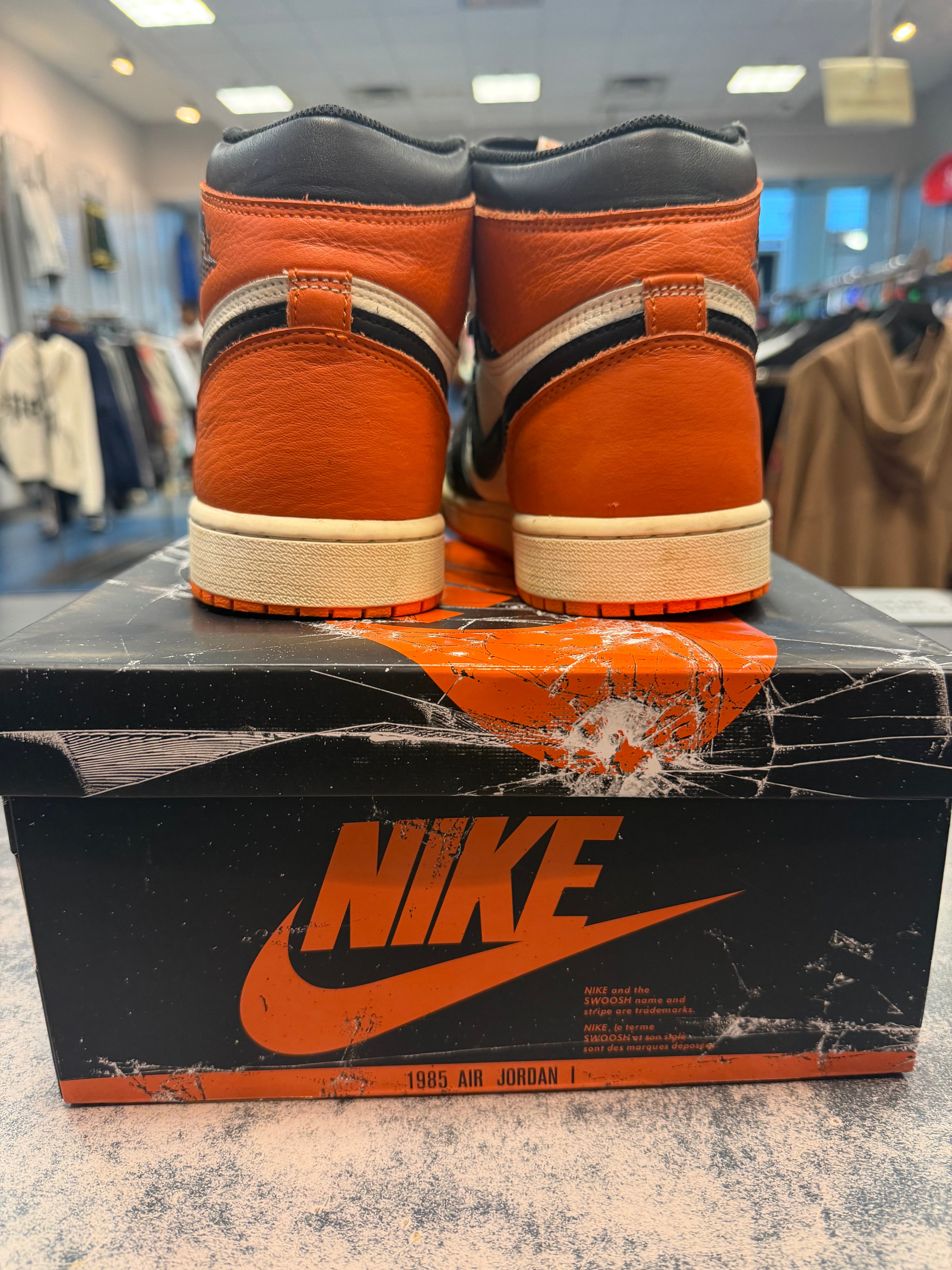 Jordan 1 Retro High OG Shattered Backboard (2025) Size 9 Preowned