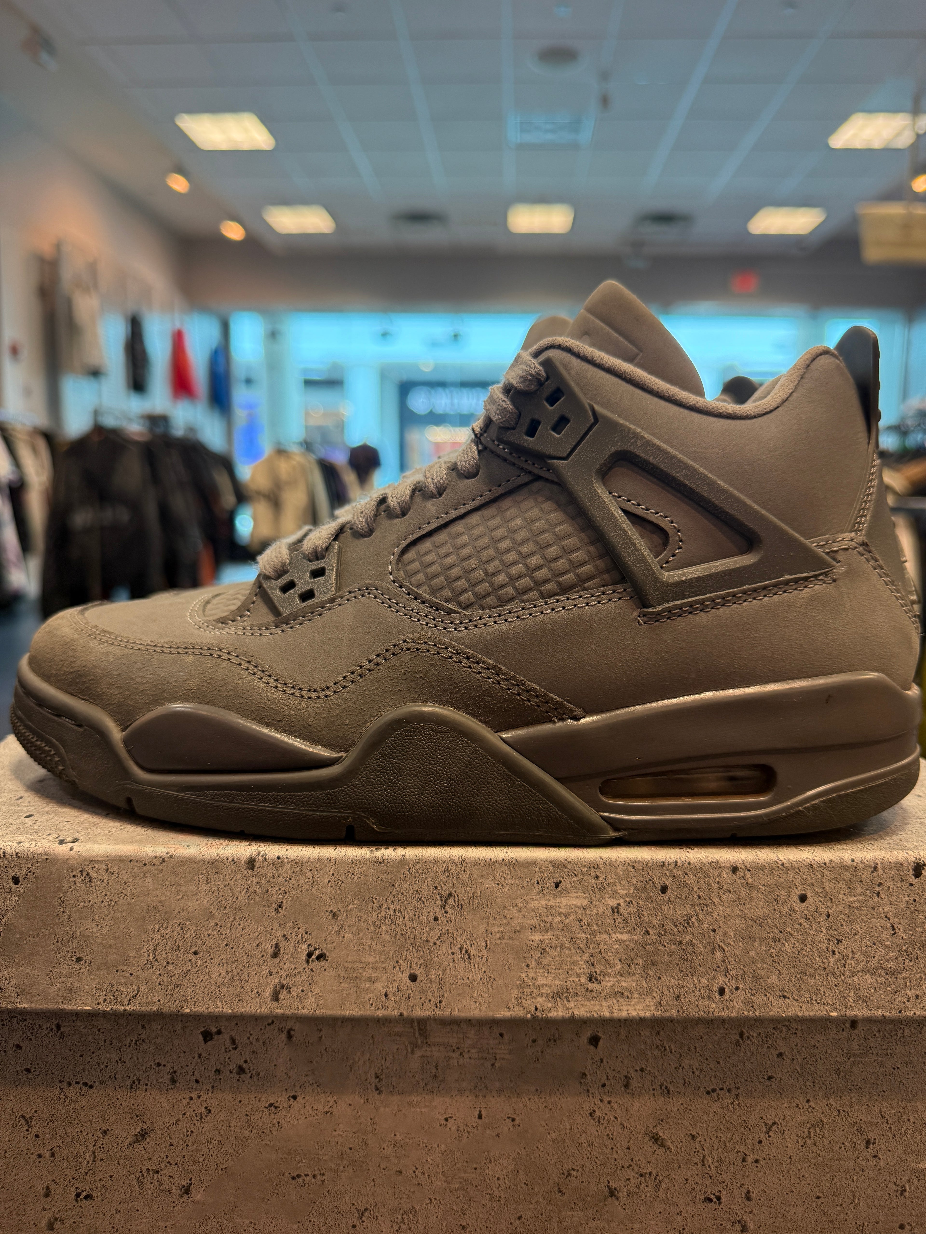 Jordan 4 Retro SE Paris Olympics "Wet Cement" (GS) Size 7Y Preowned