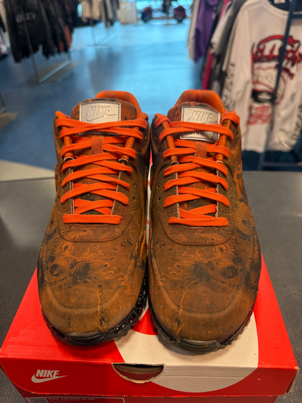 Nike Air Max 90 "Mars Landing" Size 10 Preowned
