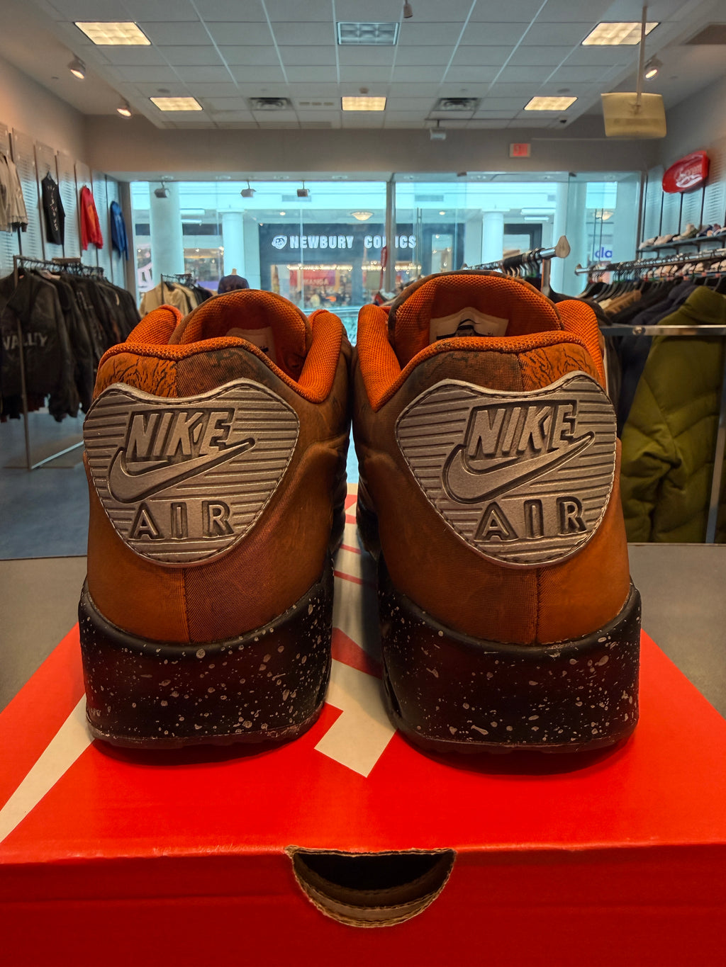 Nike Air Max 90 "Mars Landing" Size 10 Preowned