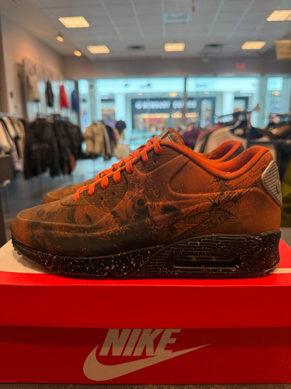 Nike Air Max 90 "Mars Landing" Size 10 Preowned