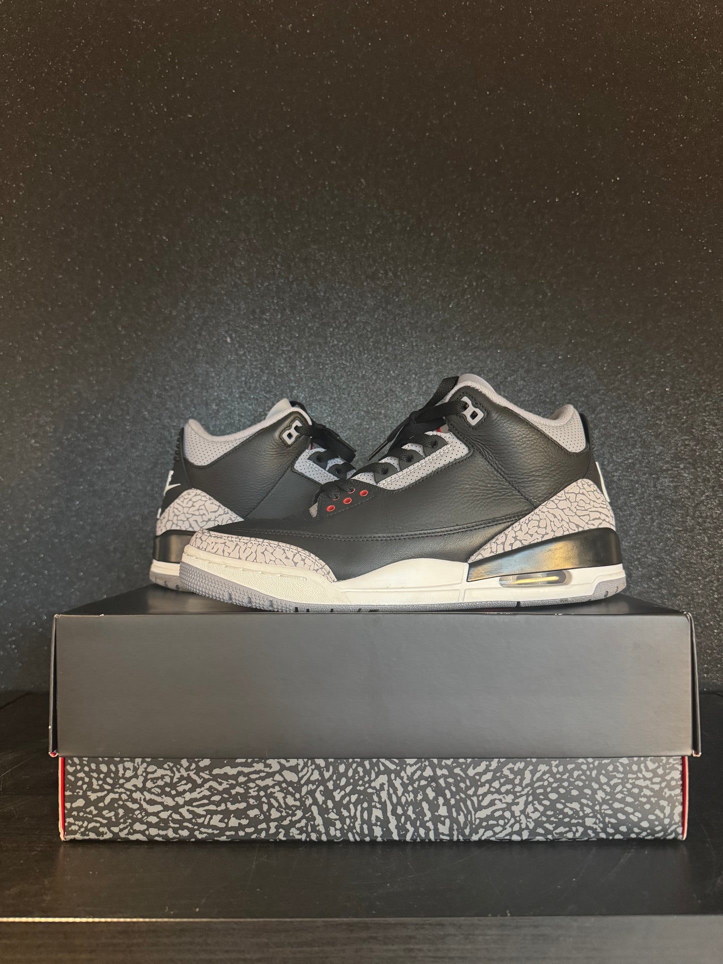 Jordan 3 'Black Cement Reimagined 2024' Size 9 Preowned with box