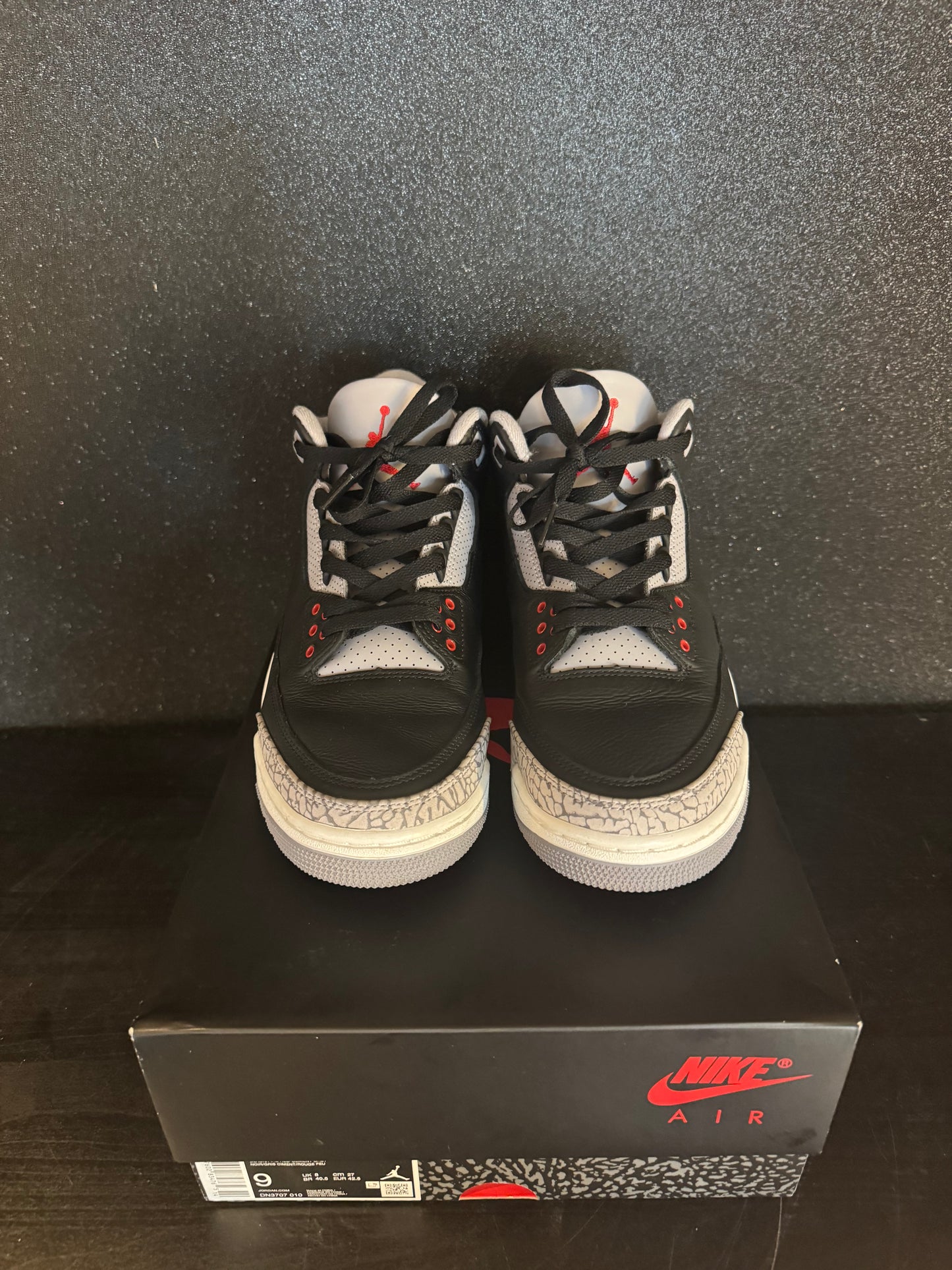 Jordan 3 'Black Cement Reimagined 2024' Size 9 Preowned with box