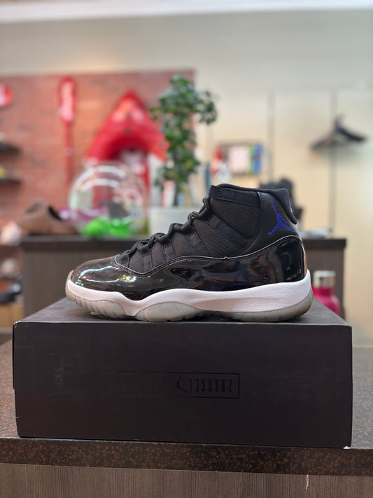 Jordan 11 "Space Jam" (2016) Size 10.5 Pre Owned
