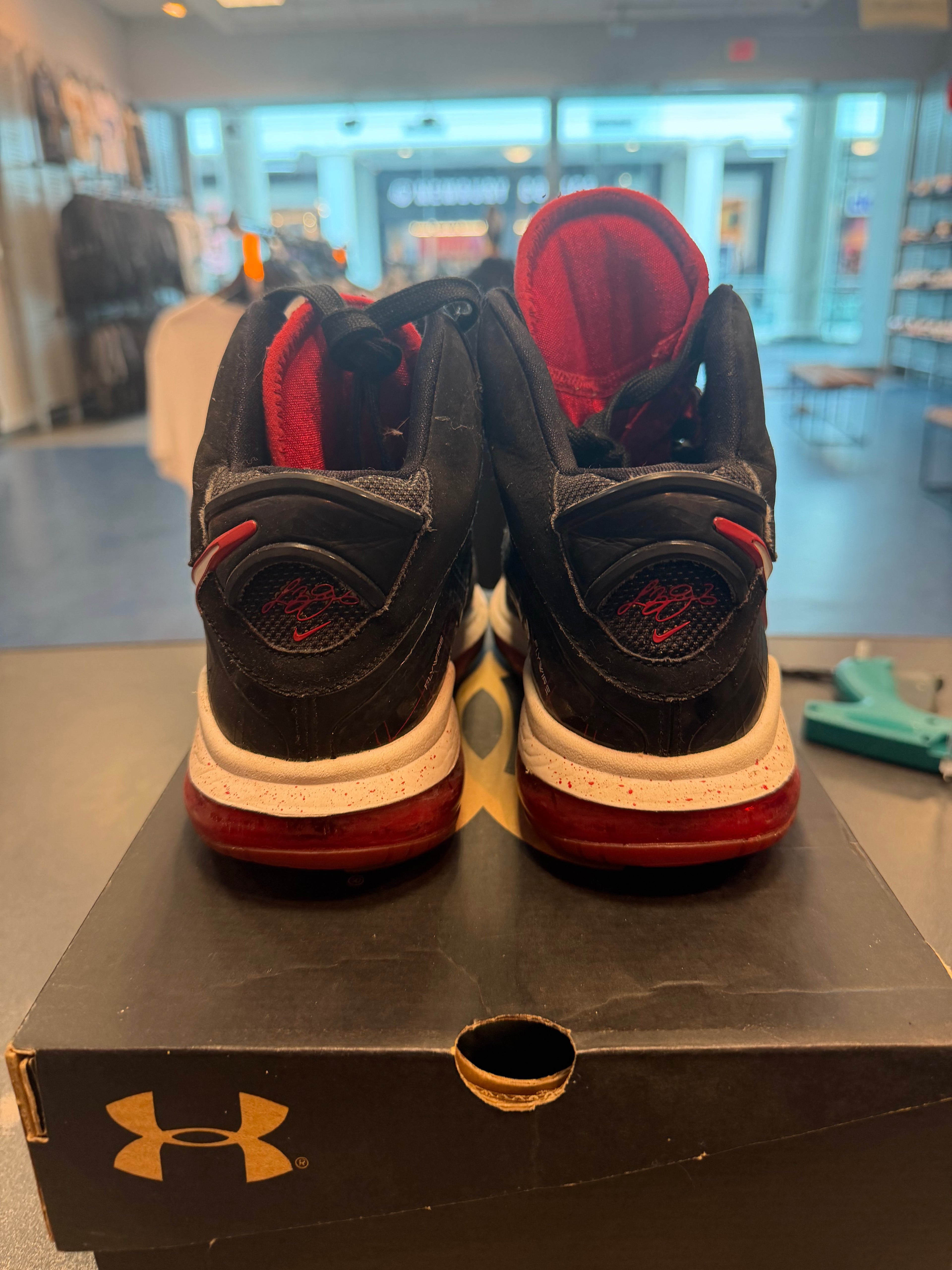 Nike LeBron 8 GS Preowned Size 5.5Y