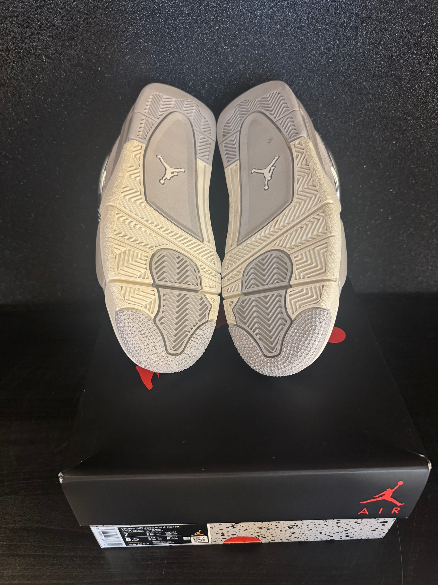 Jordan 4 'Frozen Moments' Size 7 Preowned with box