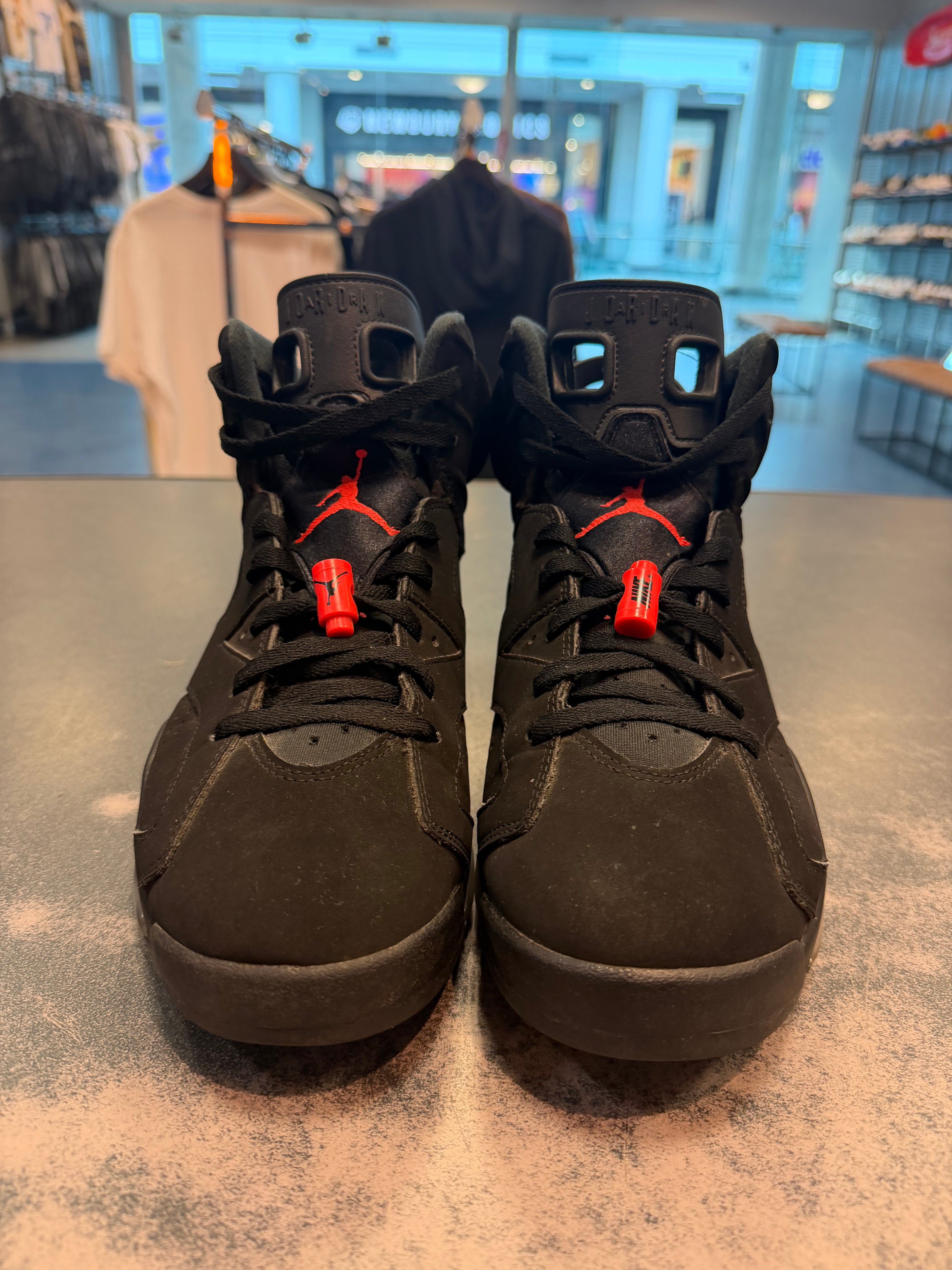 Jordan 6 Retro Black Infrared (2019) Size 10.5 PREOWNED NO BOX