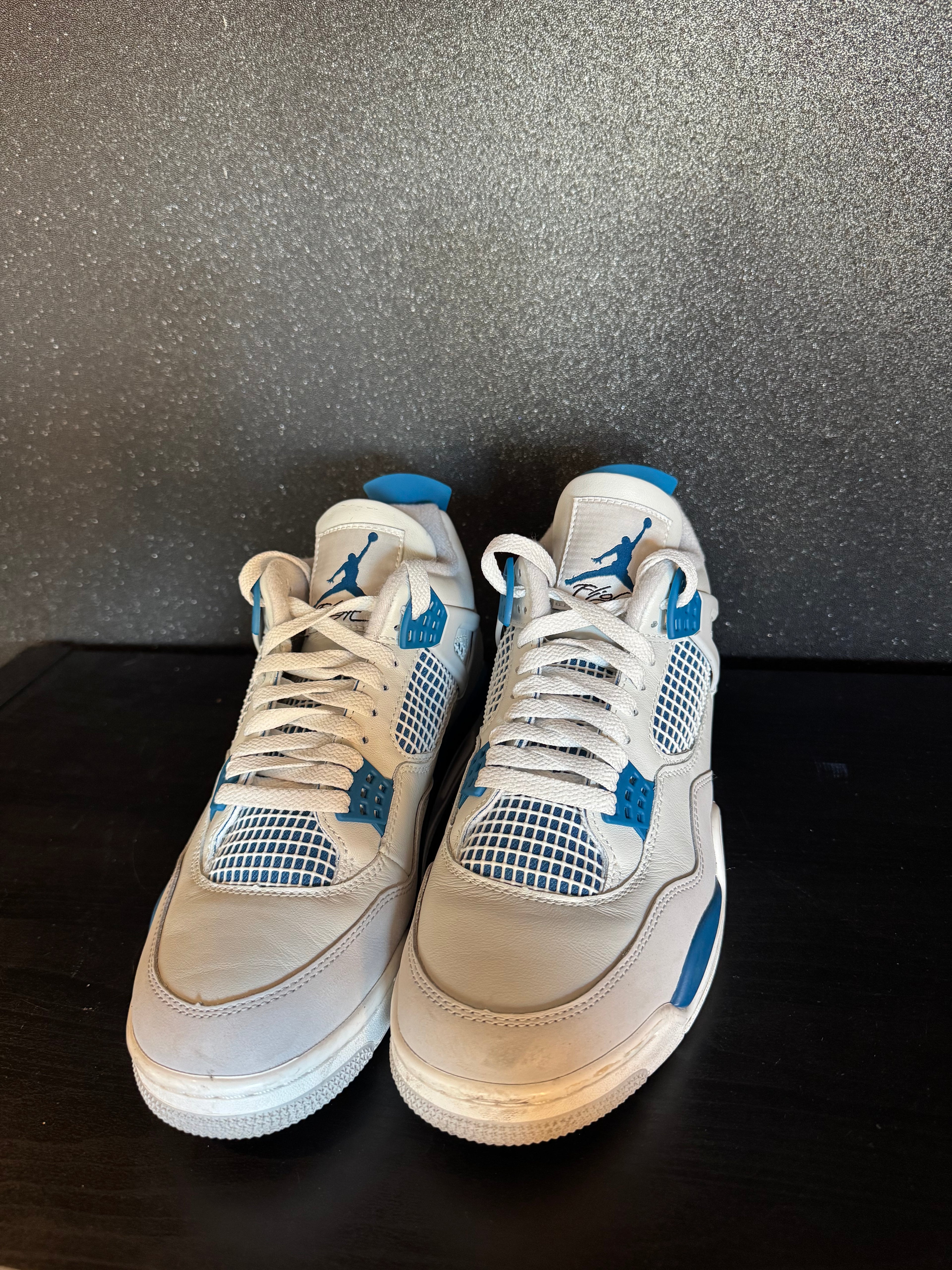 Jordan 4 Military Blue Size 10 Preowned