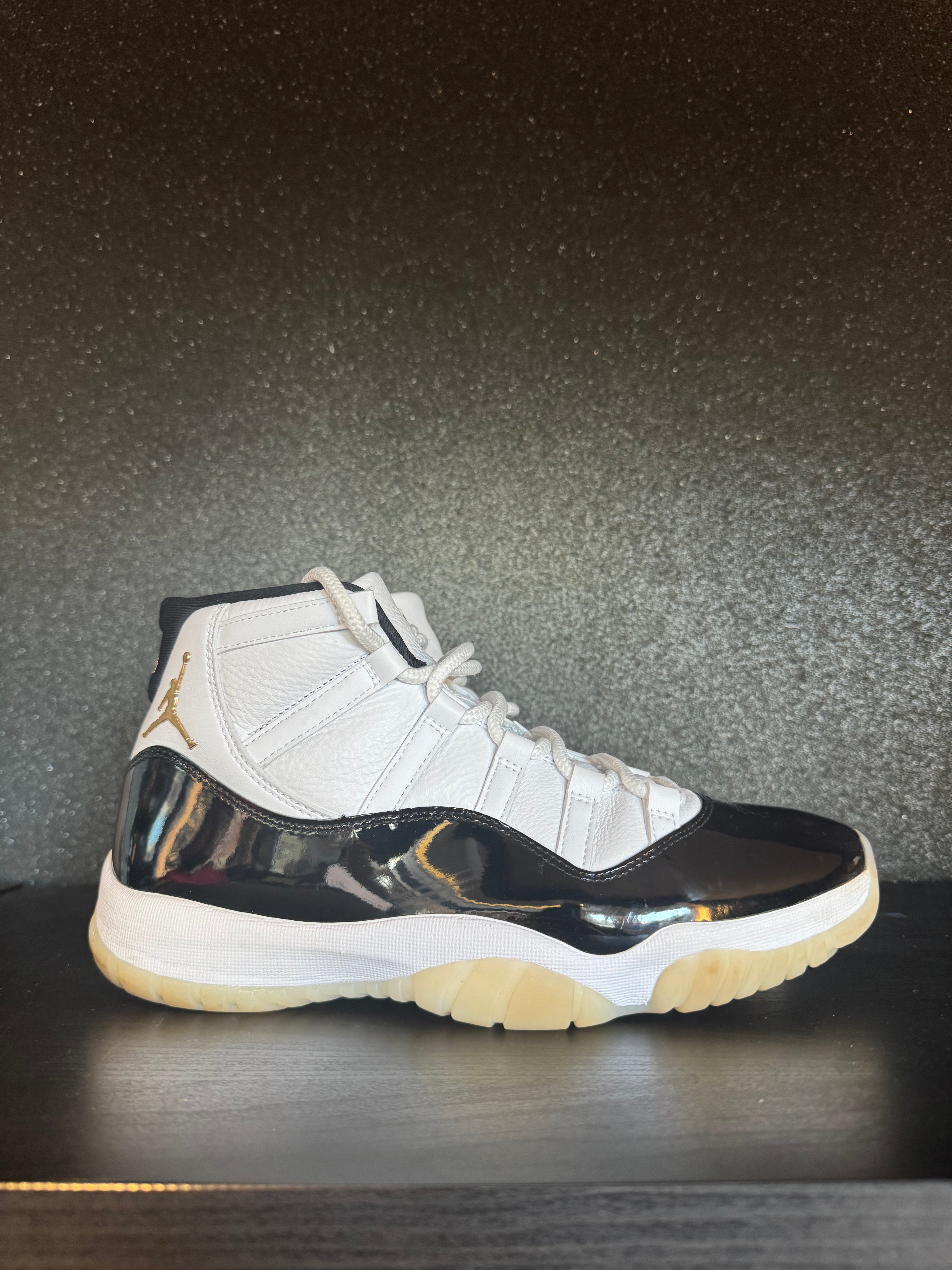 Jordan 11 Retro DMP Gratitude Size 10 Preowned