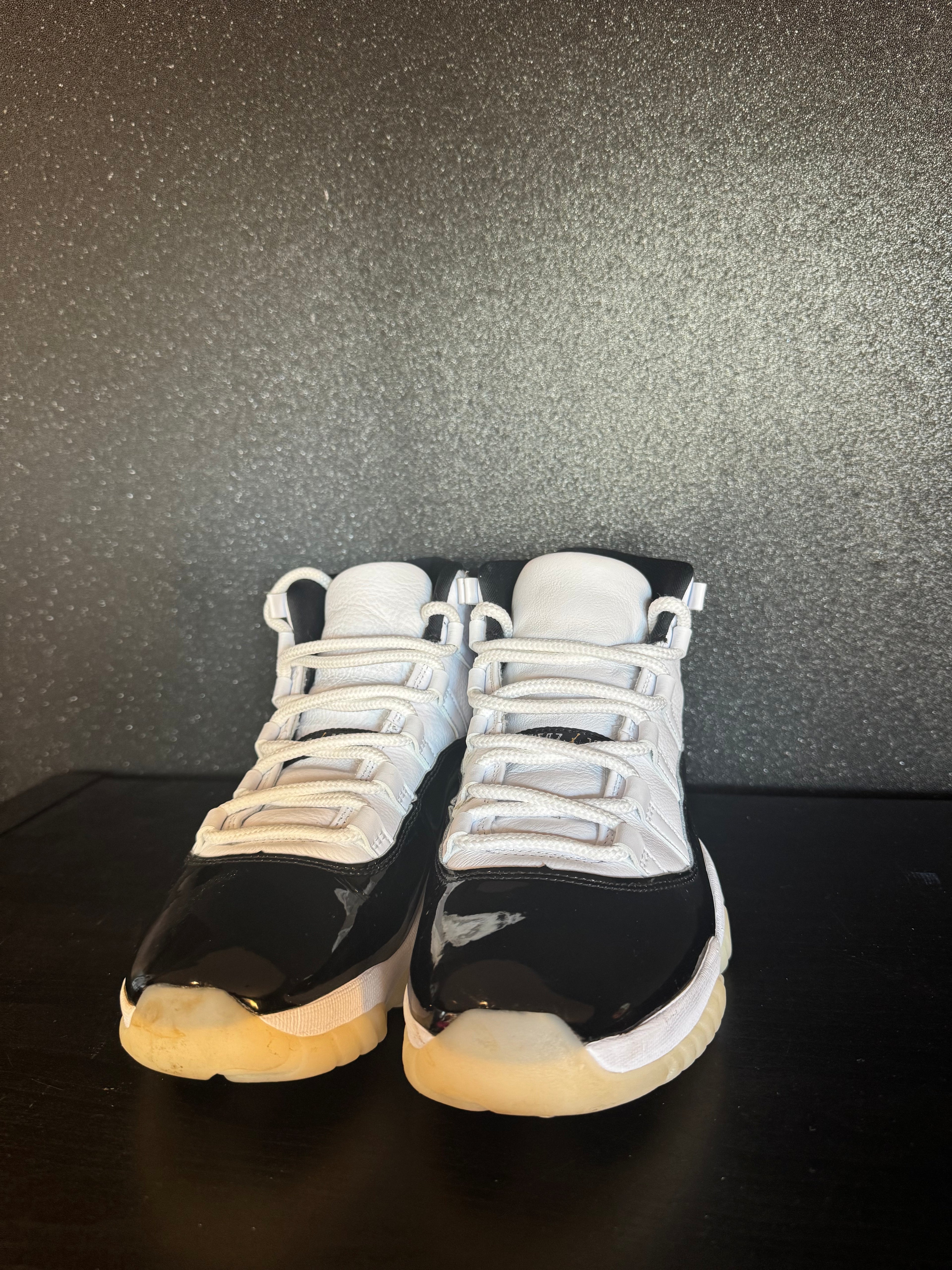 Jordan 11 Retro DMP Gratitude Size 10 Preowned