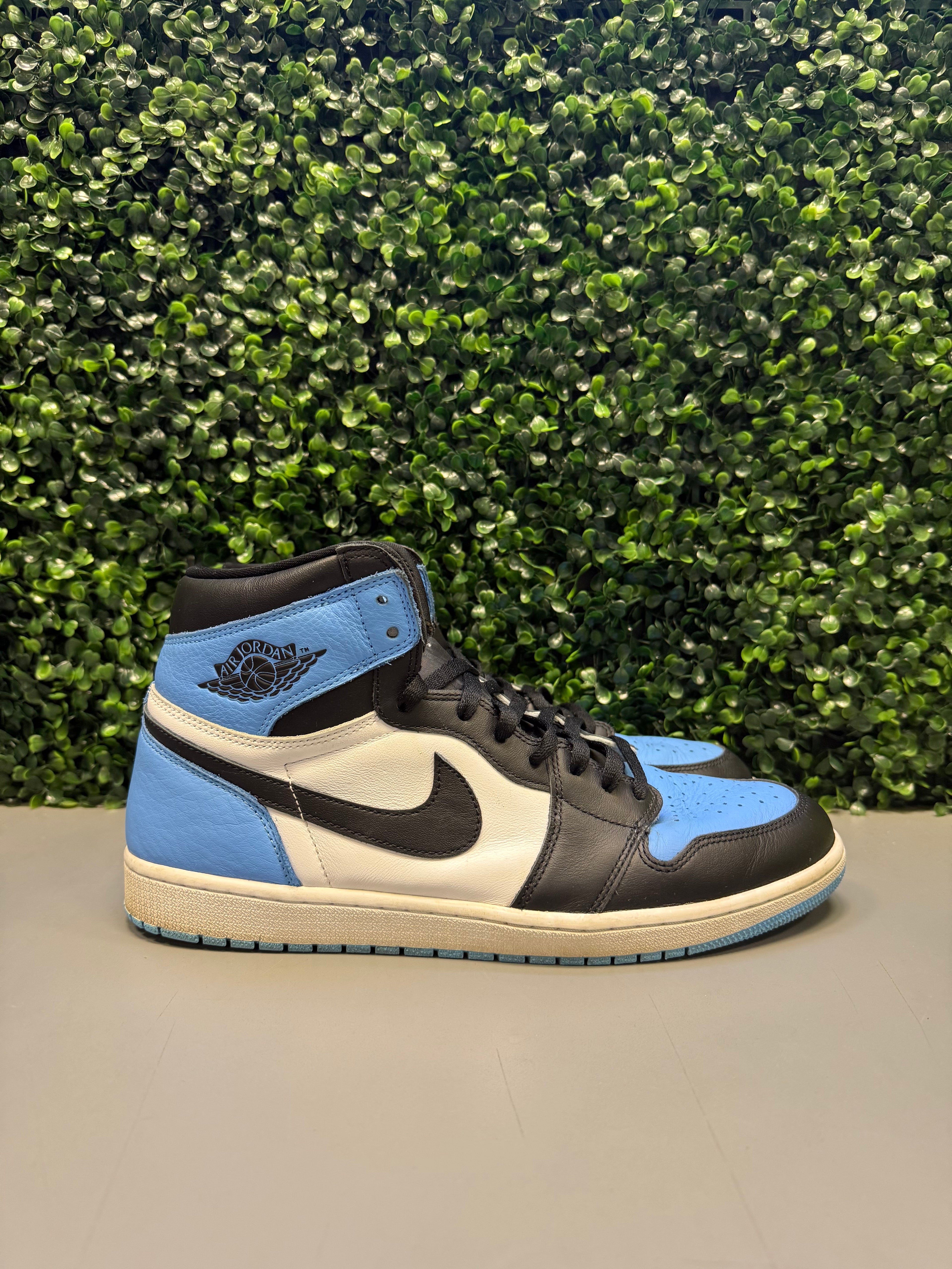 Jordan 1 "UNC Toe" Size 14 Preowned