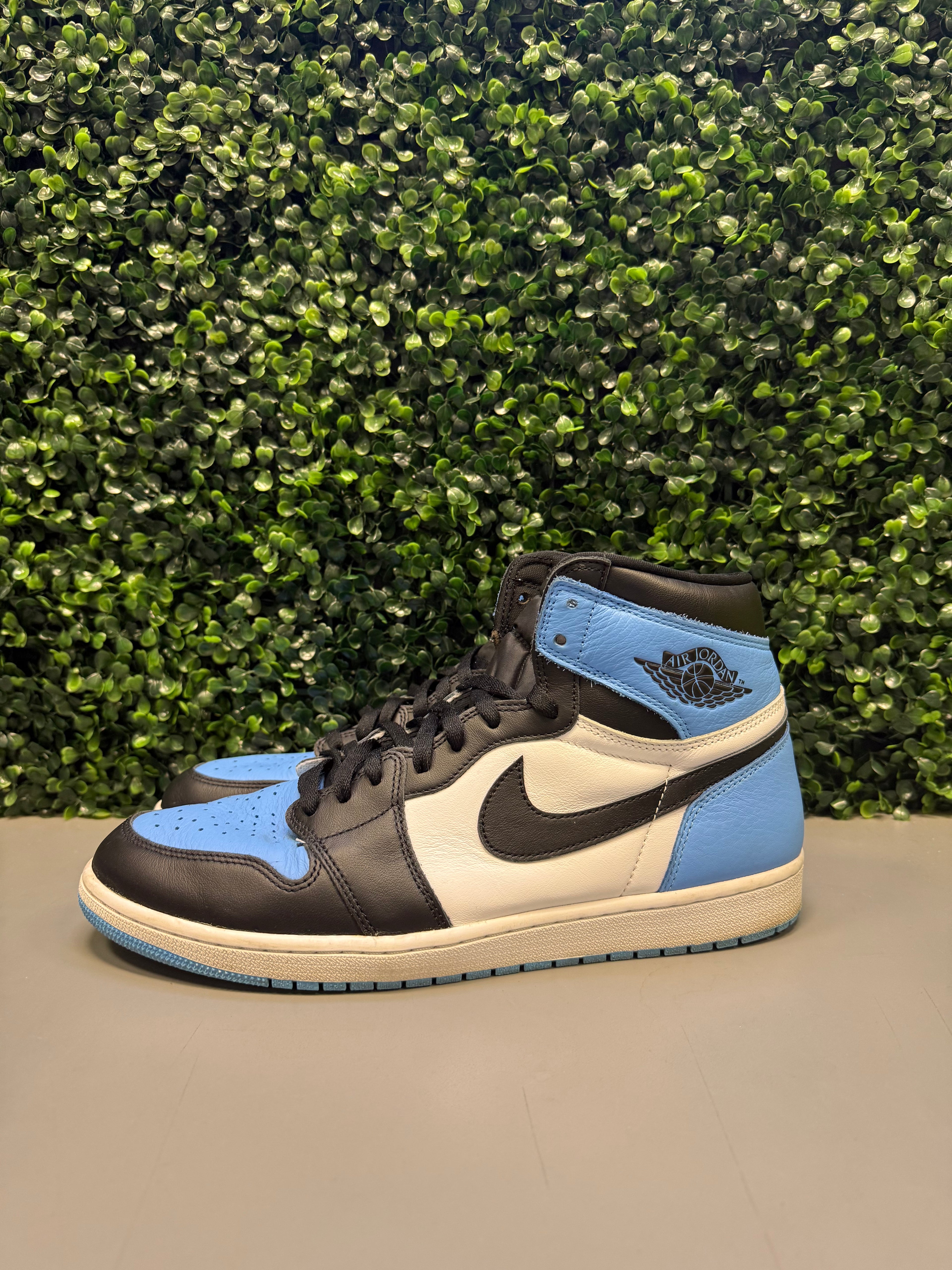 Jordan 1 "UNC Toe" Size 14 Preowned