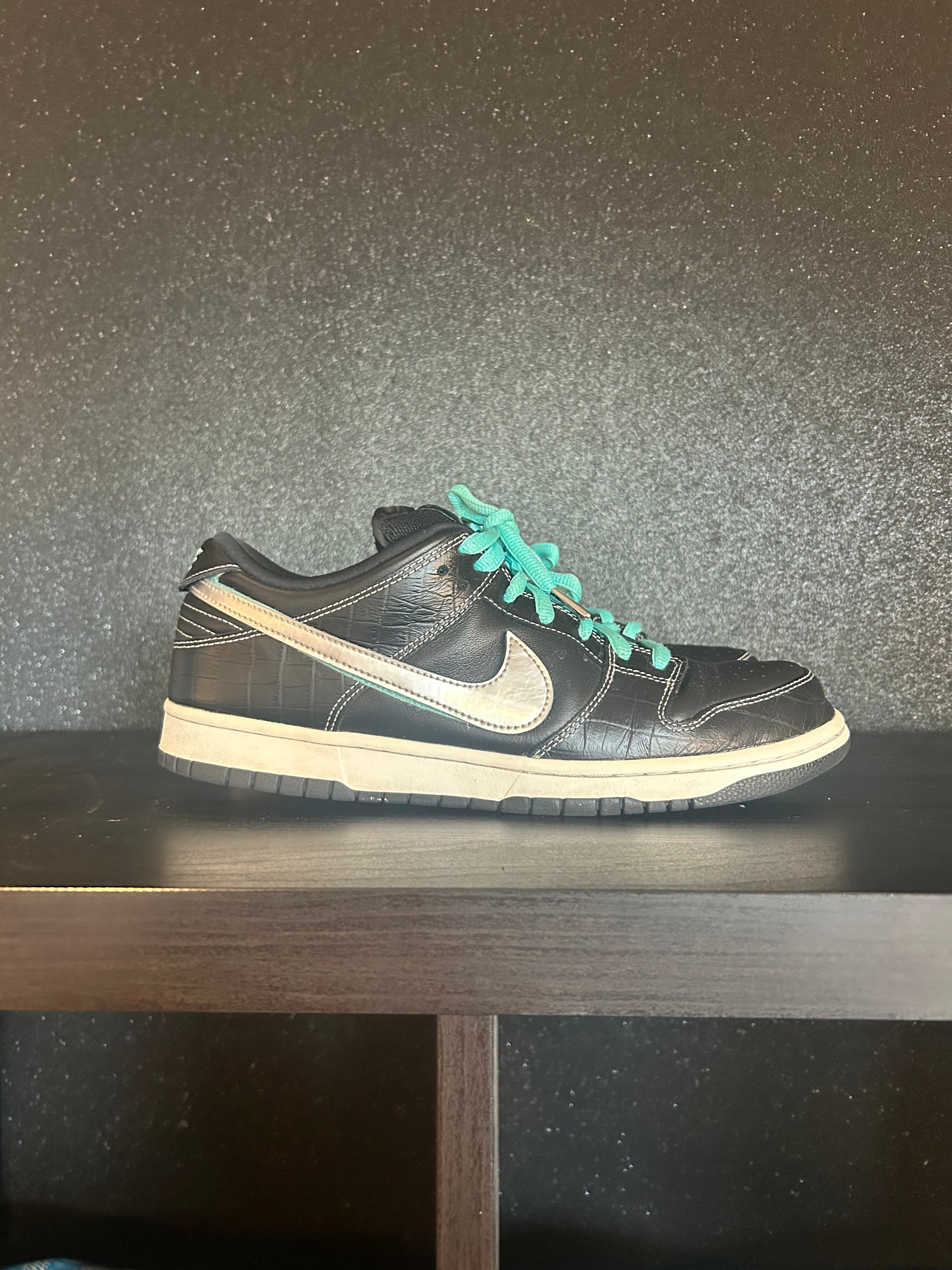 Nike SB Dunk Low Diamond Supply Co Black Diamond Size 11 Preowned