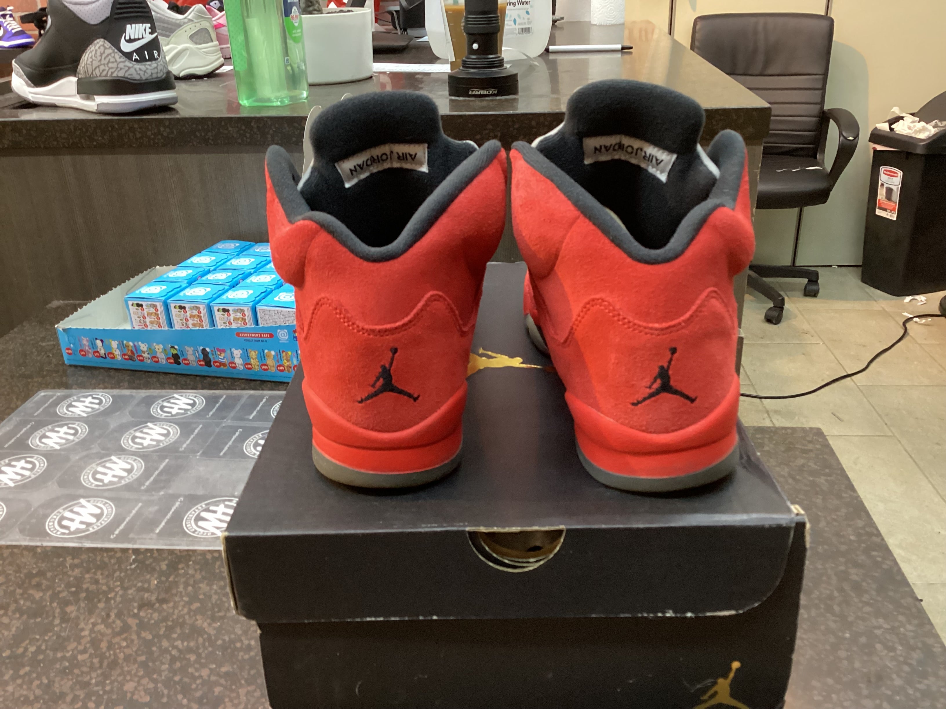 Air Jordan 5 " Red Suede" Preowned