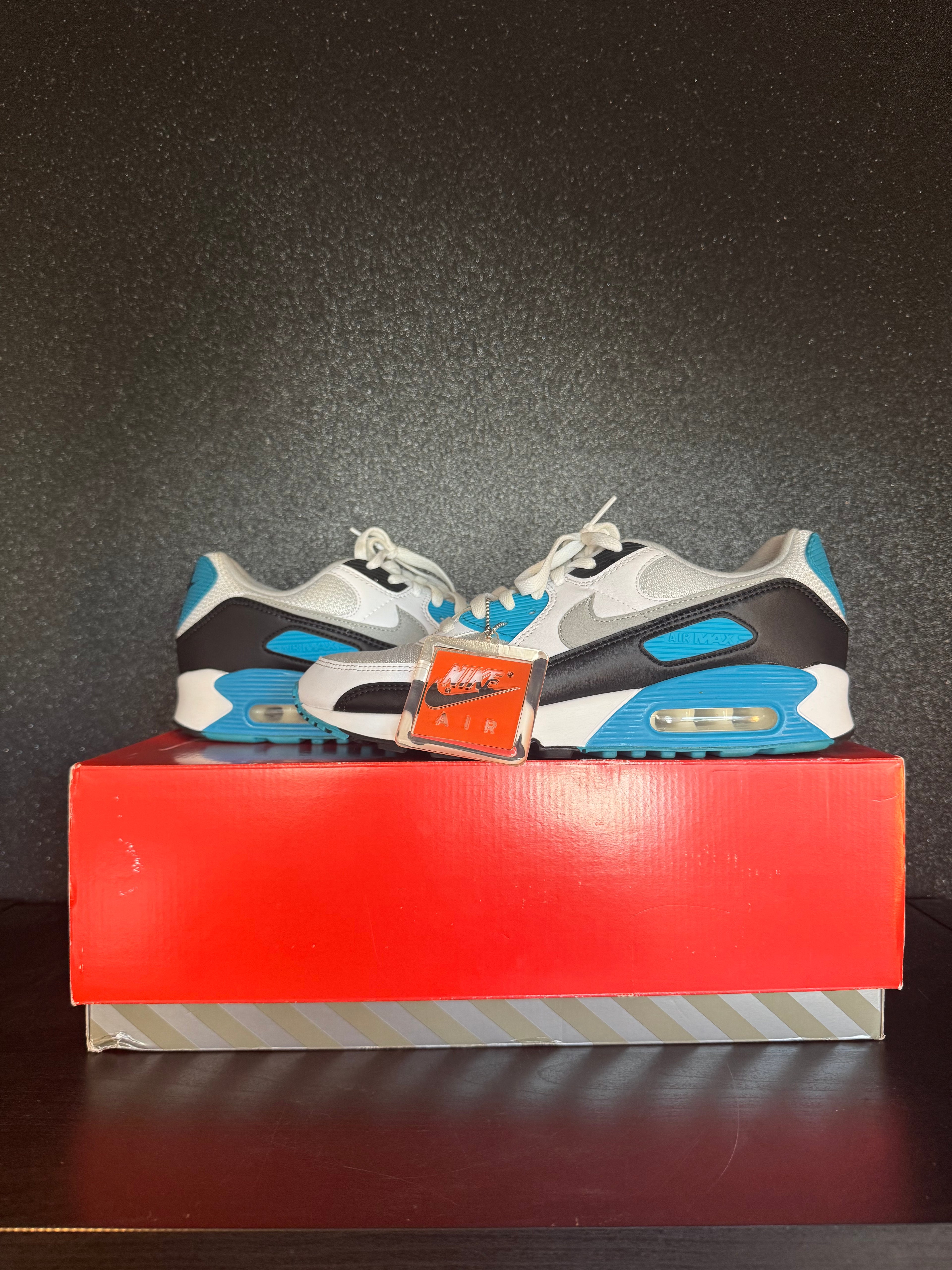 Air Max 90 'Laser Blue' Size 11 Preowned with box