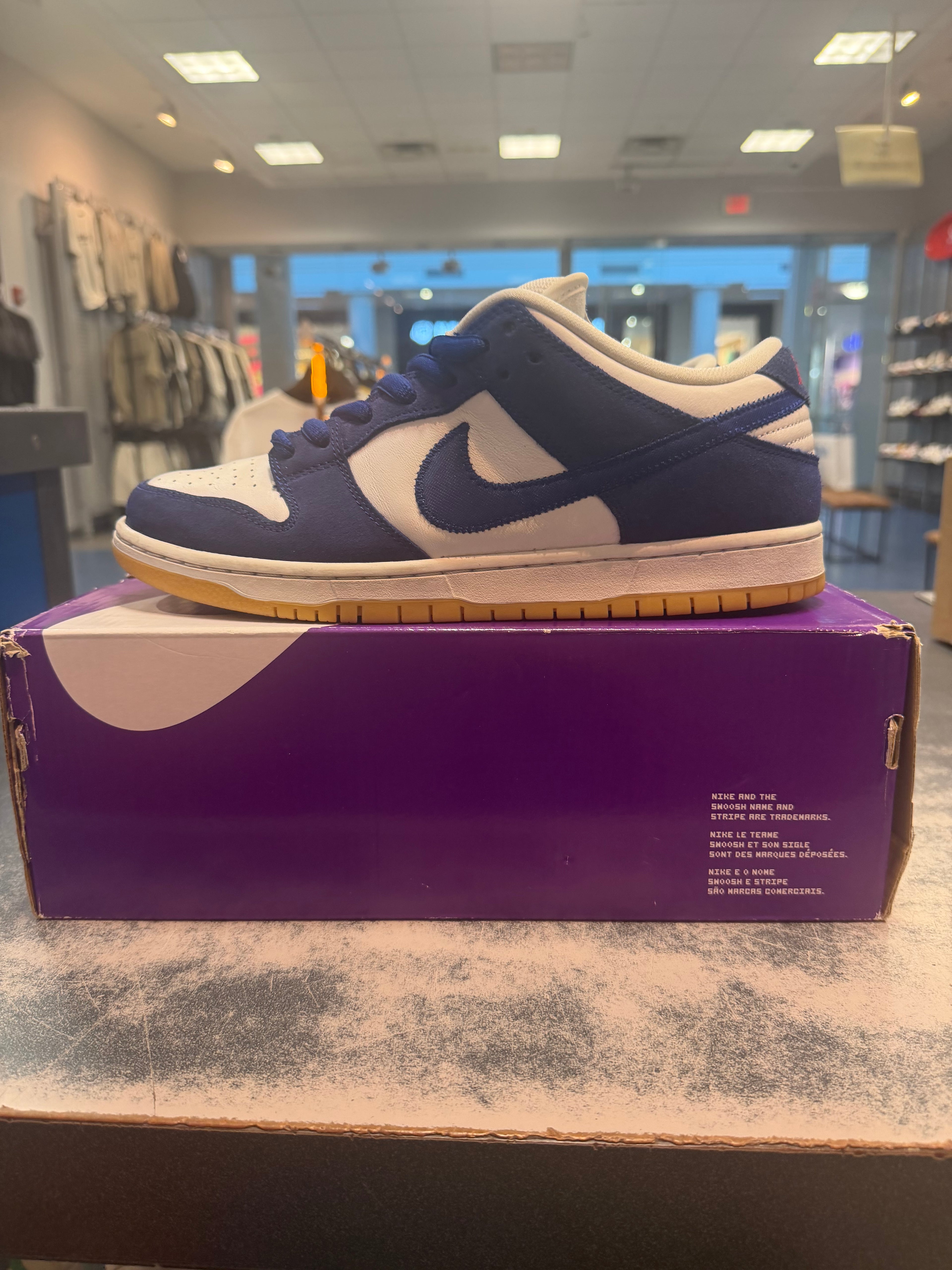 Nike SB Dunk Low Los Angeles Dodgers Size 10.5M Preowned