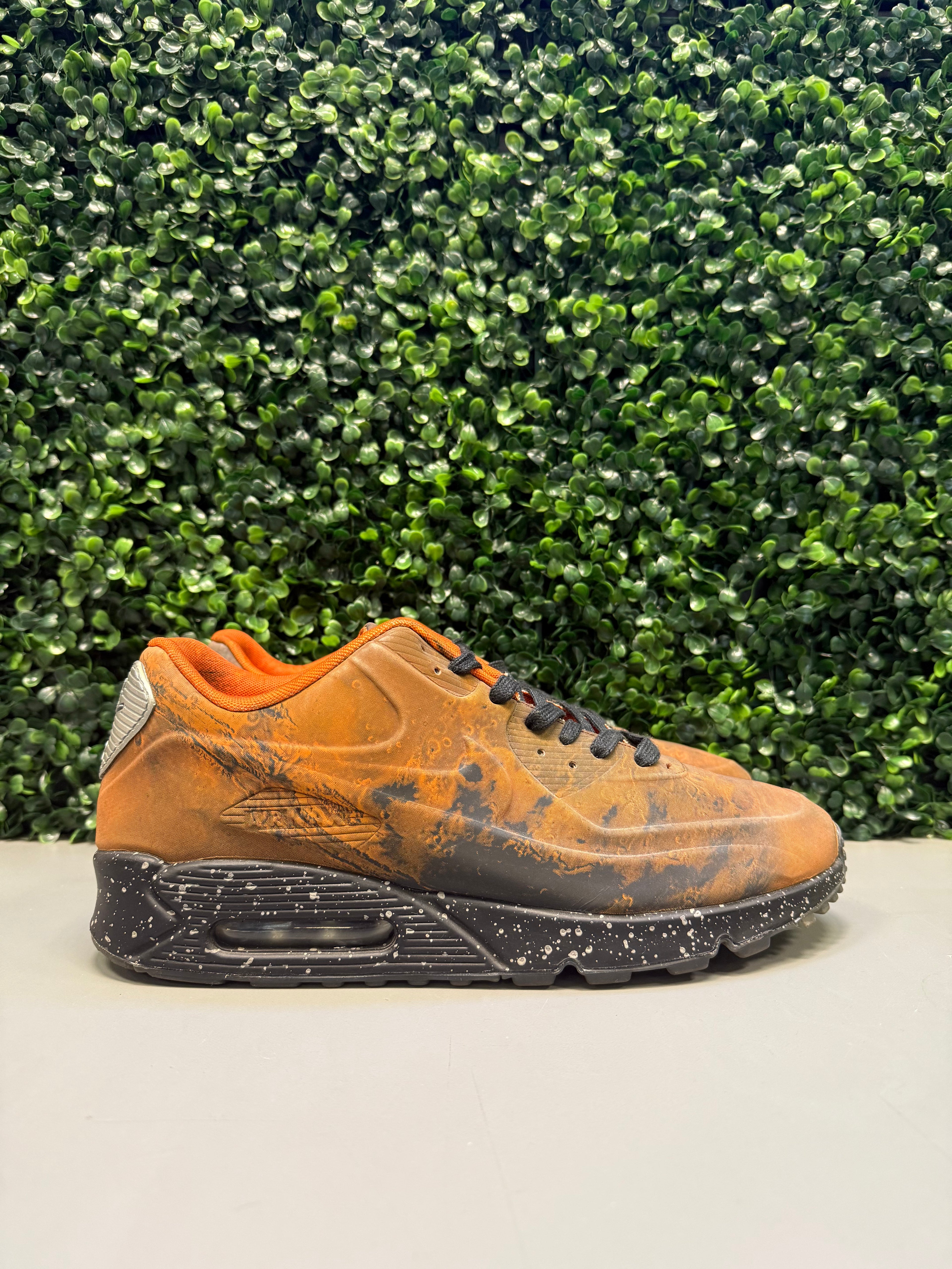 Nike Air Max 90 "Mars Landing" Size 11.5 Preowned