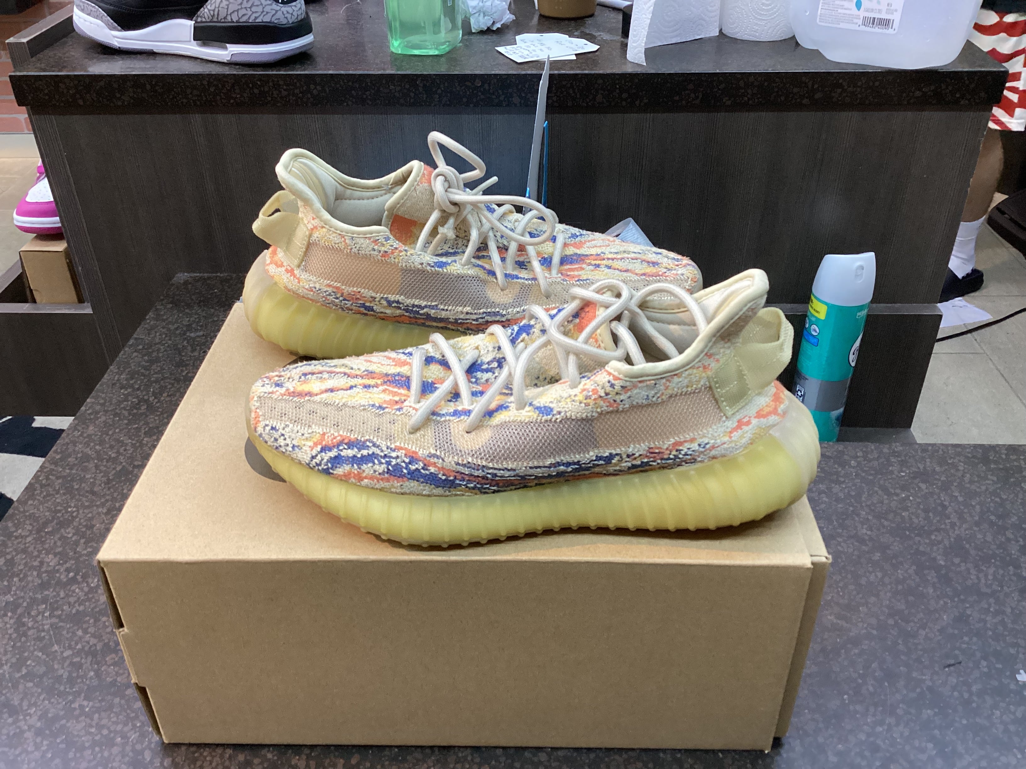Yeezy 350 Boost "MX Oat" Preowned