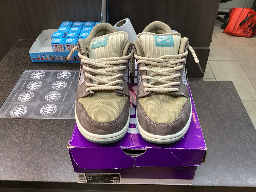 Nike SB "Big Money Savings" Preowned