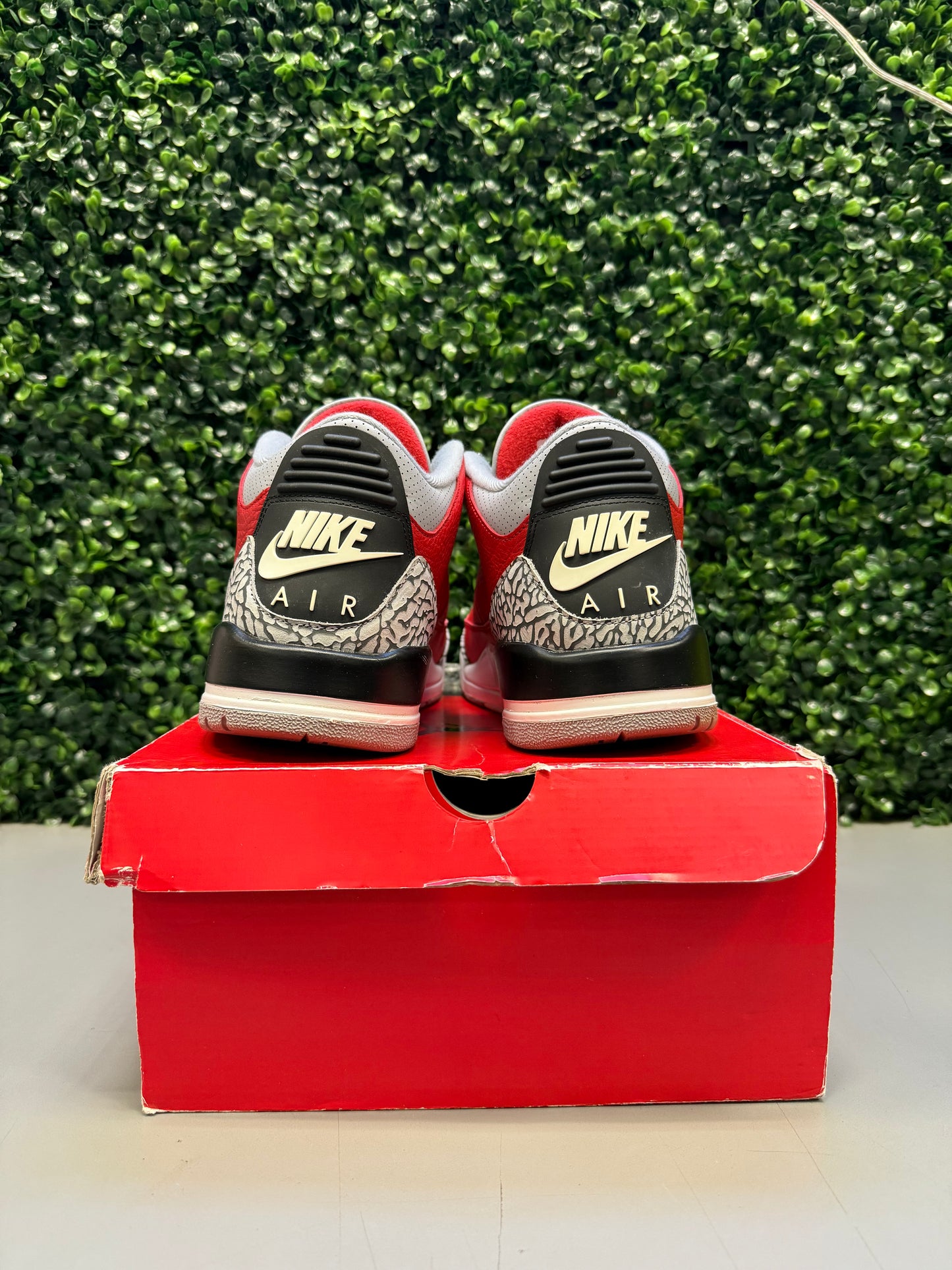 Jordan 3 Retro SE "Unite" Size 11.5 Preowned