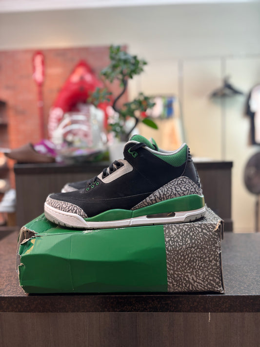 Jordan 3 "Pine Green" Size 12 Pre Owned