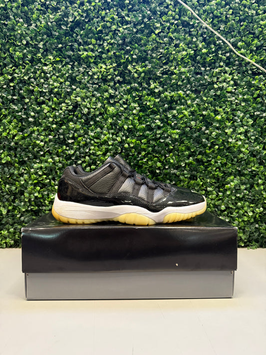 Jordan 11 Low "72-10" Size 11.5 Preowned