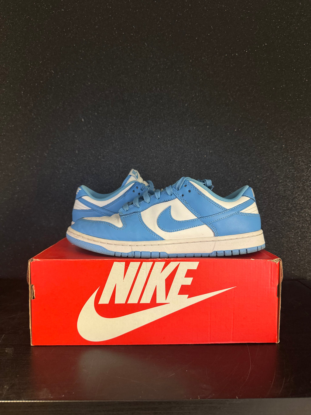 Nike SB Dunk Low 'UNC' Size 11 Preowned with box