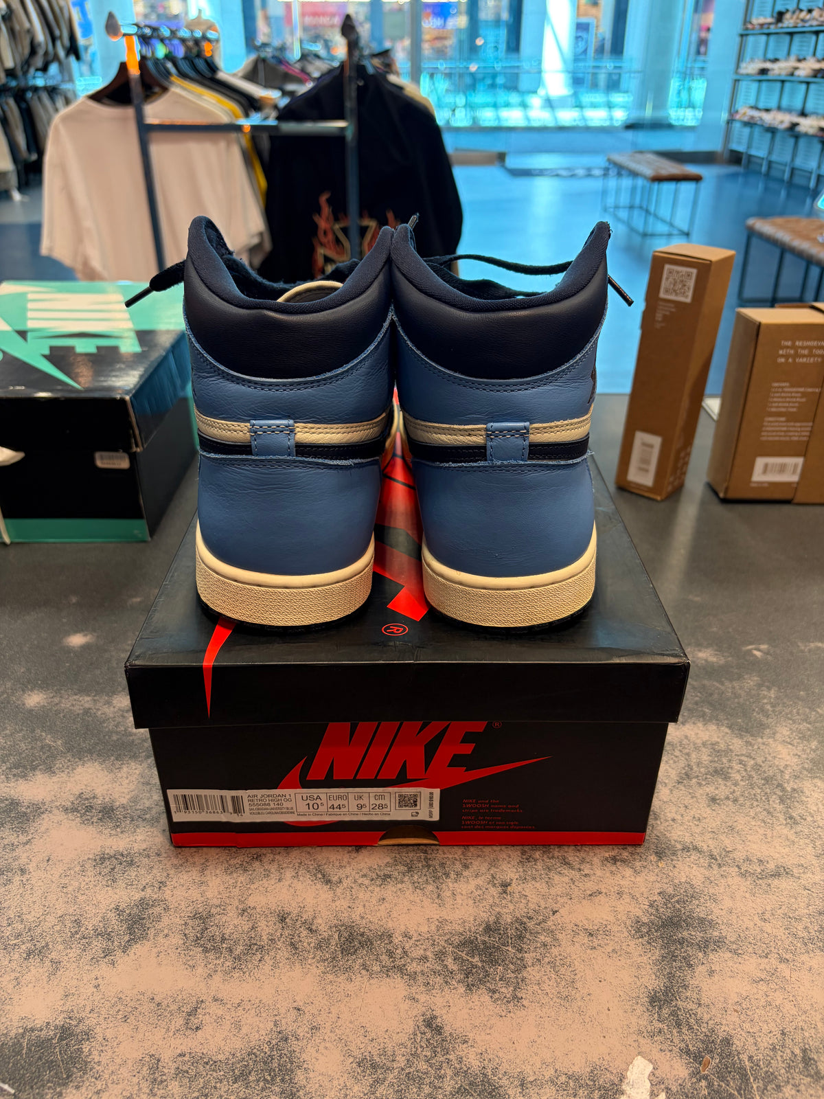 Jordan 1 Retro High Obsidian Size 10.5 Preowned