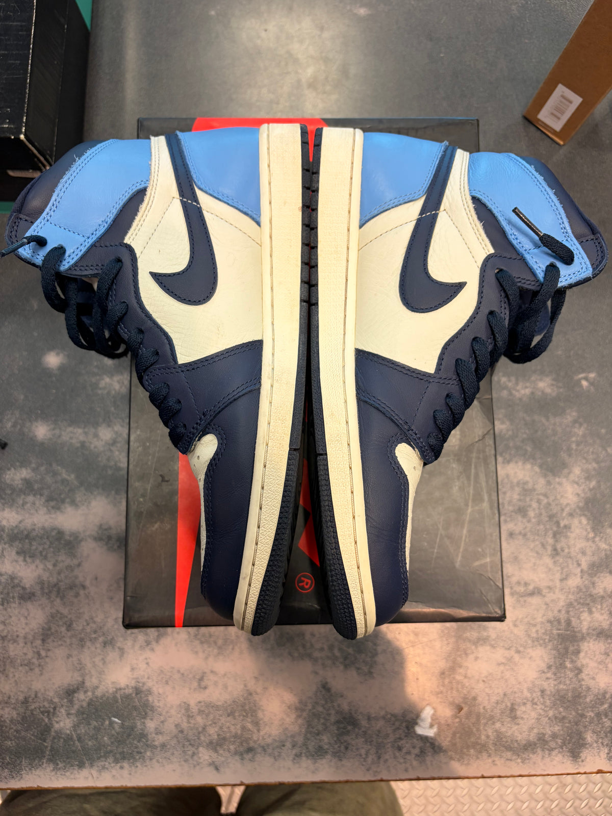 Jordan 1 Retro High Obsidian Size 10.5 Preowned