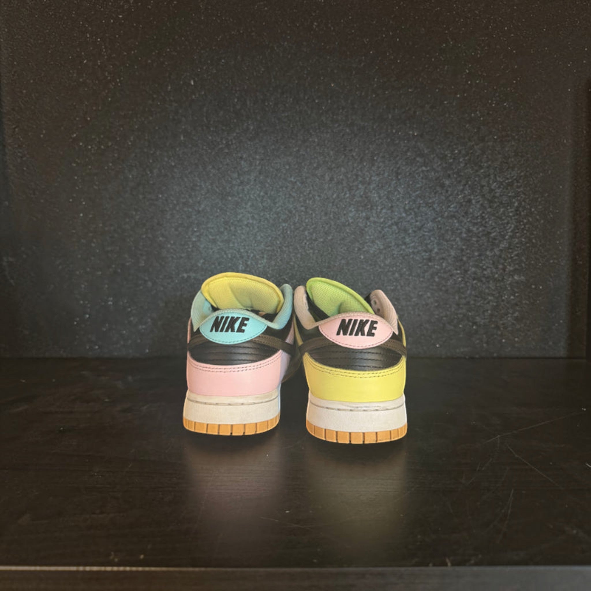 Nike SB Dunk 'FREE .99' Size 8 Preowned with no box SHBF