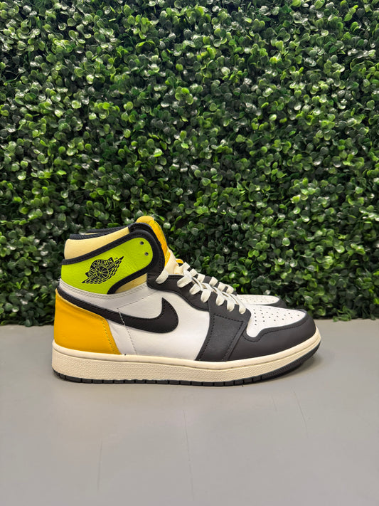 Jordan 1 High "Volt" Size 8.5 Preowned