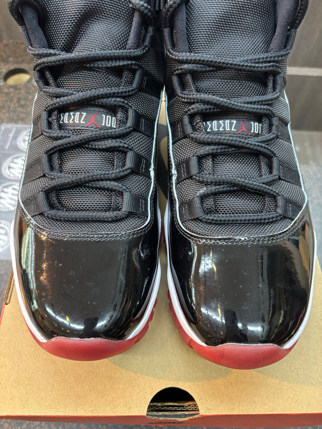 Jordan 11 "Bred" Size 10 Pre Owned