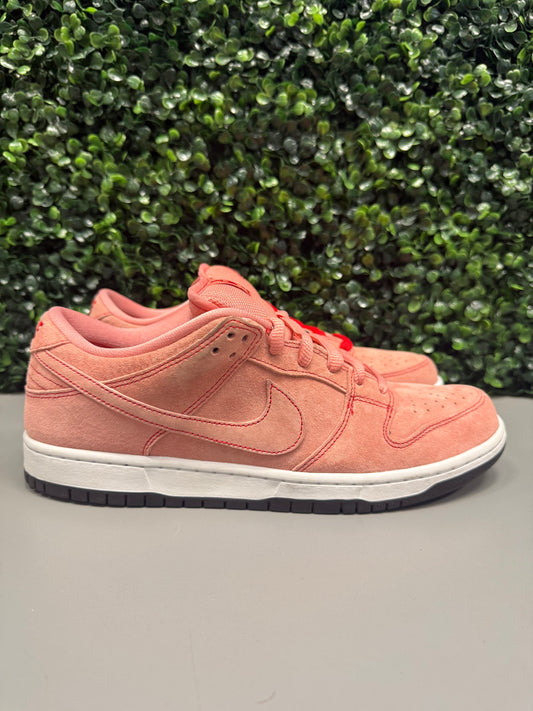 Nike SB Dunk Low "Pink Pig" Size 10