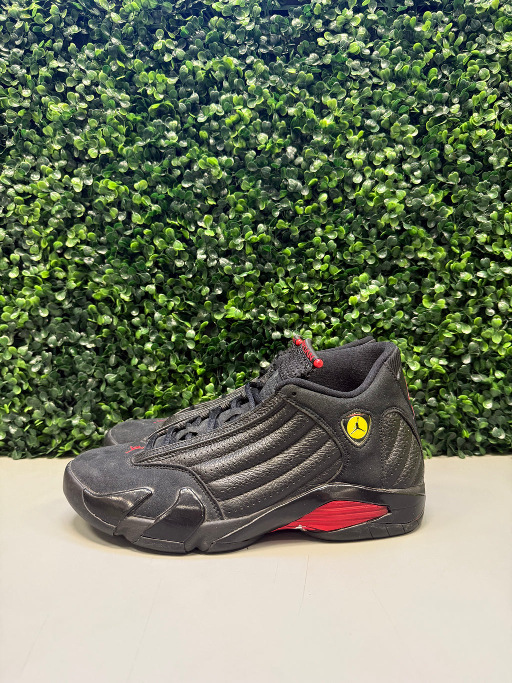Jordan 14 "Last Shot" Size 10 Preowned