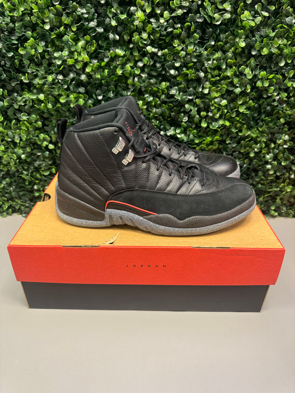Jordan 12 "Utility" Size 10 Preowned