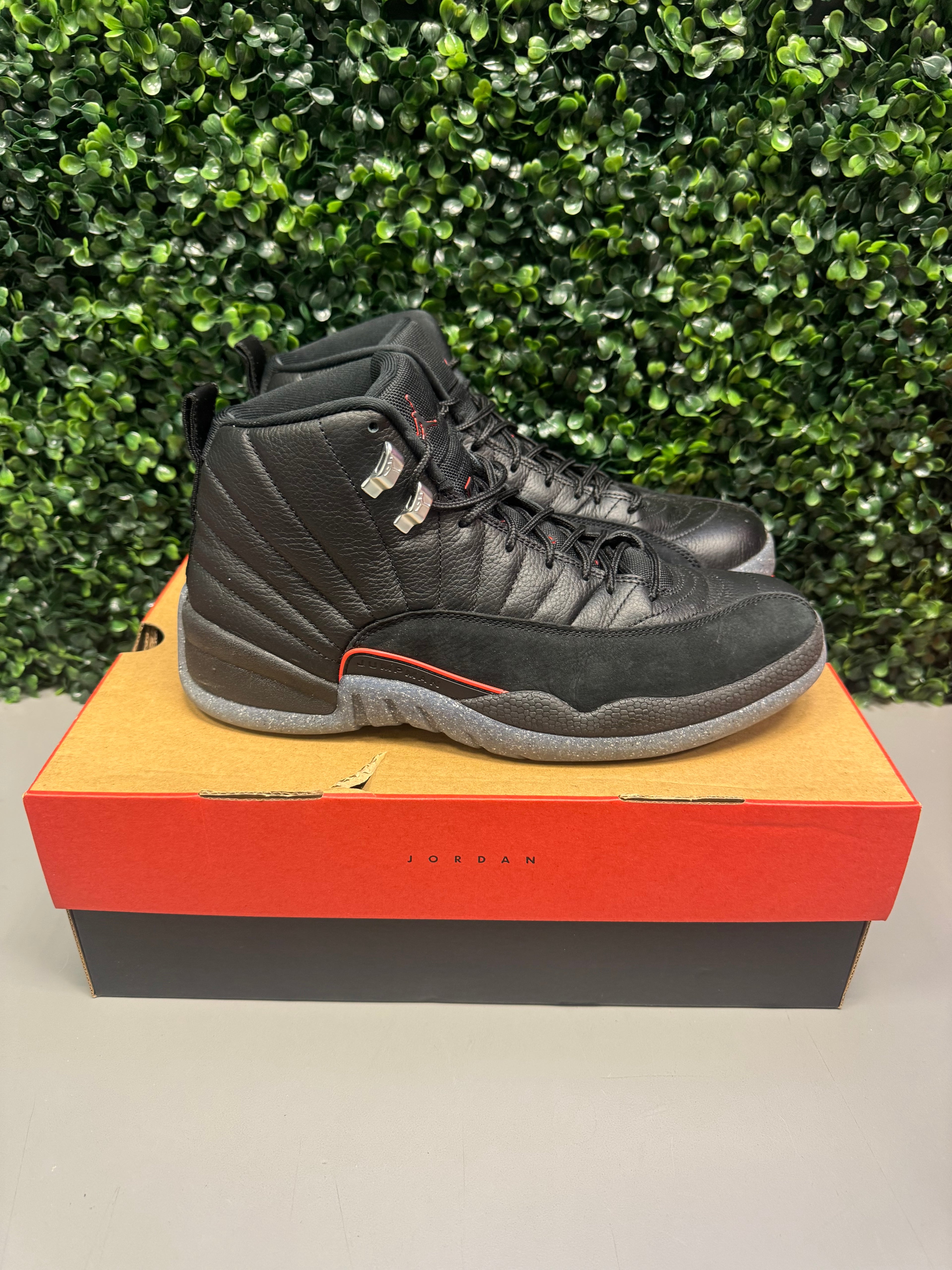 Jordan 12 "Utility" Size 10 Preowned