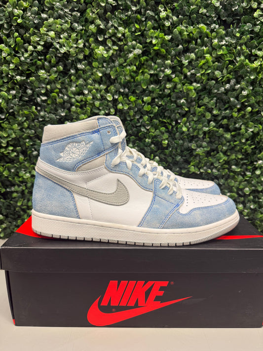 Jordan 1 "Hyper Royal" Size 11 Preowned
