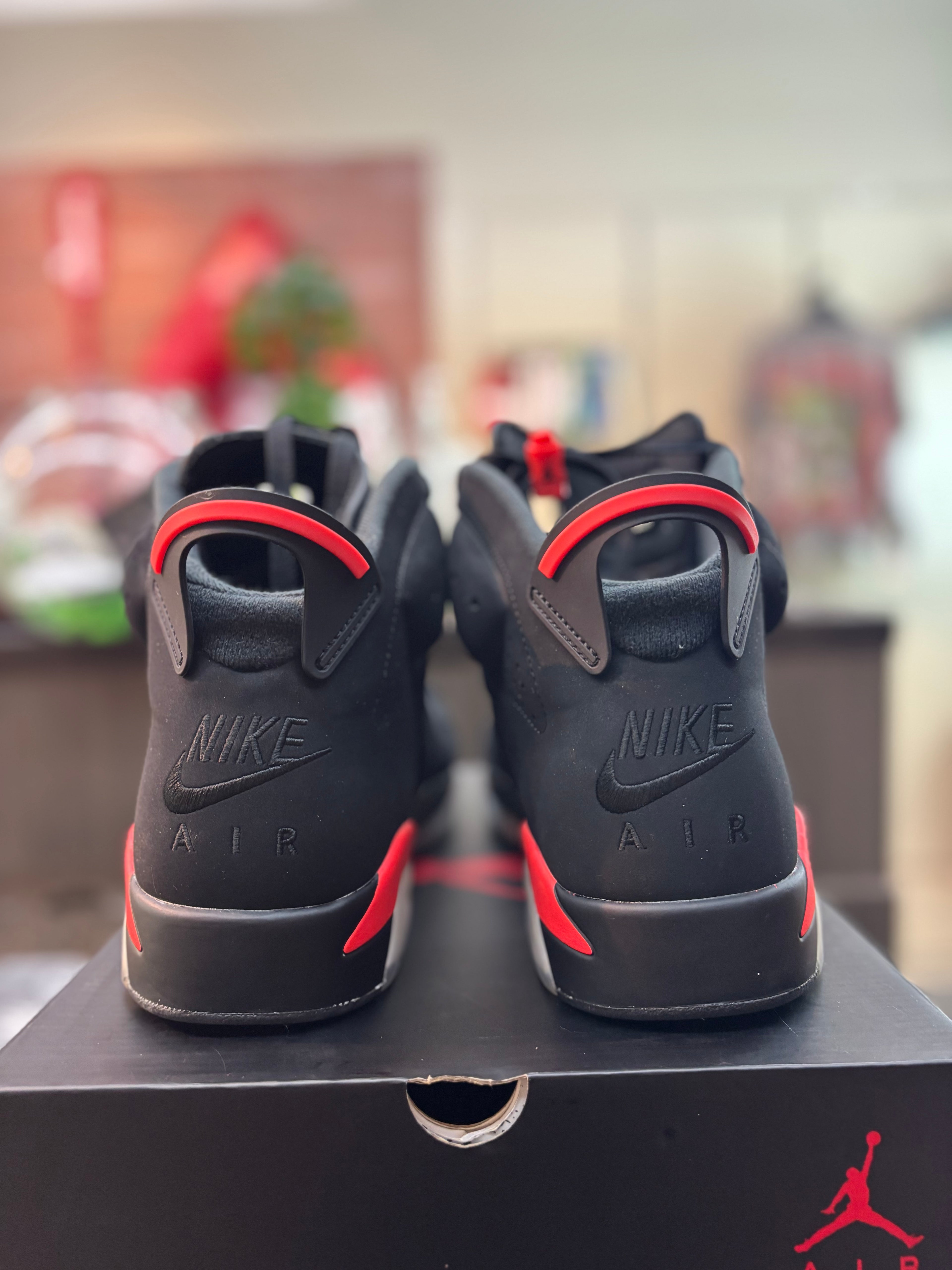 Jordan 6 "Black Infrared" Size 10.5 Pre Owned