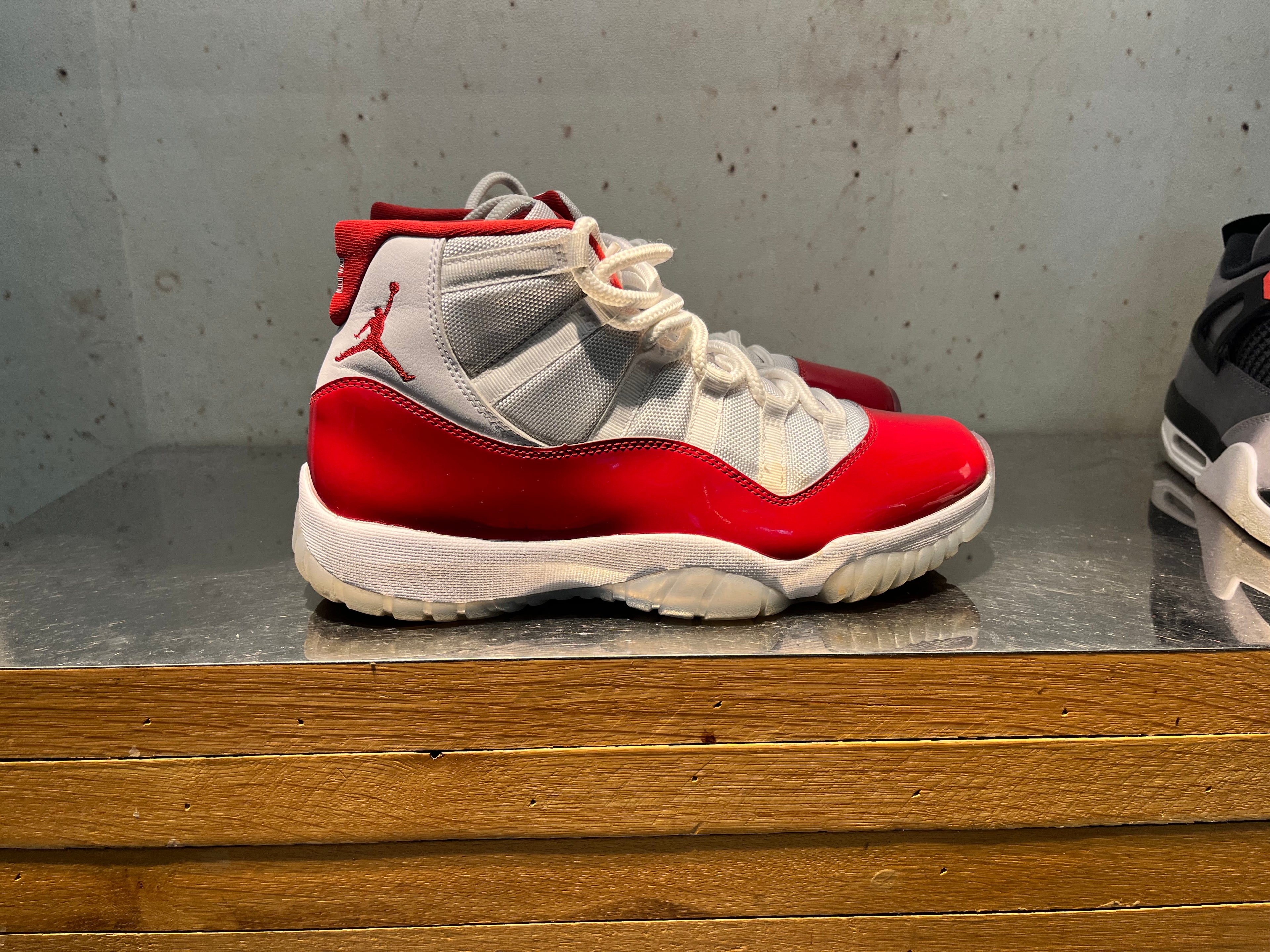 Jordan 11 "Cherry" Size 9.5 Preowned