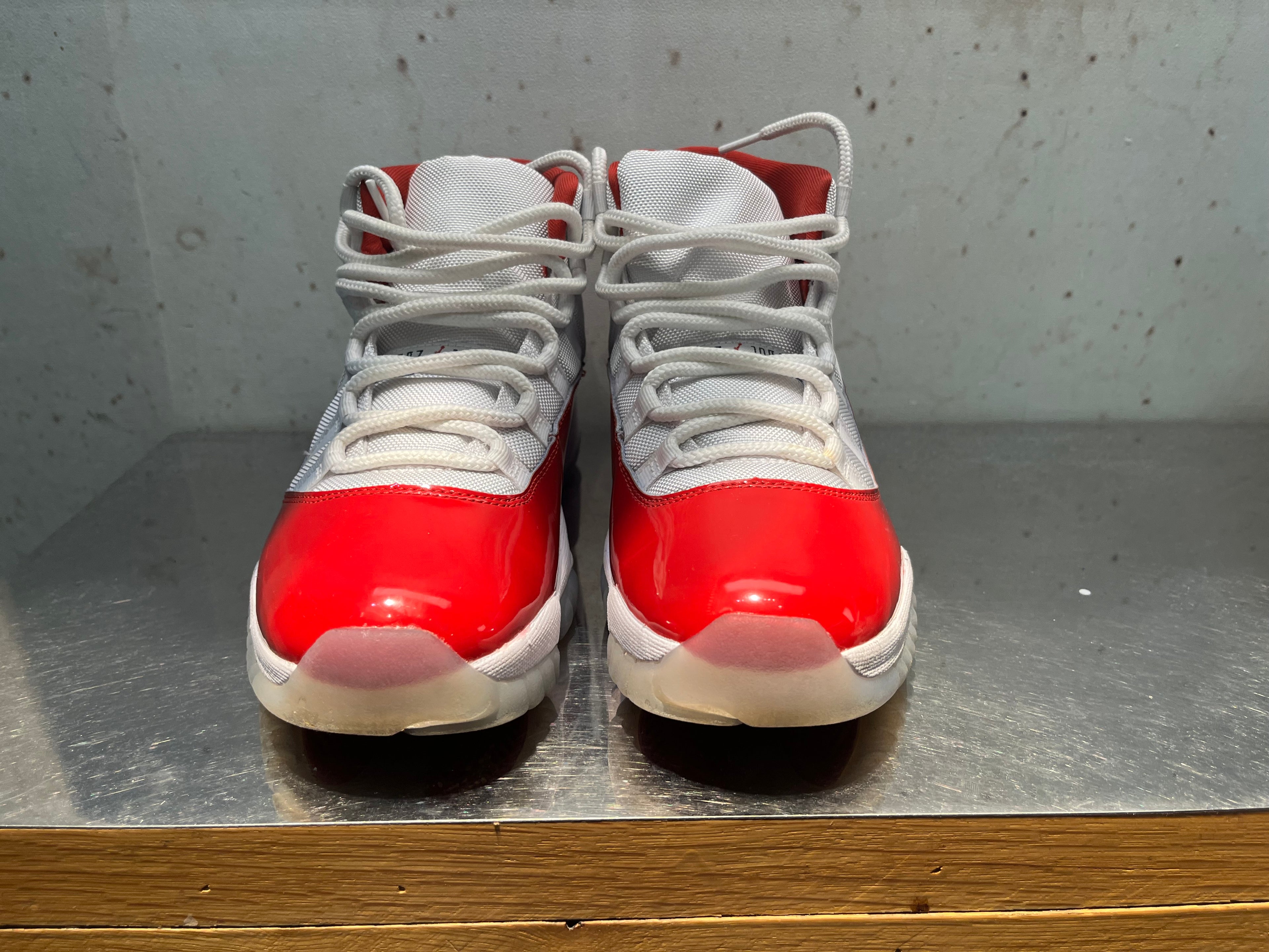 Jordan 11 "Cherry" Size 9.5 Preowned