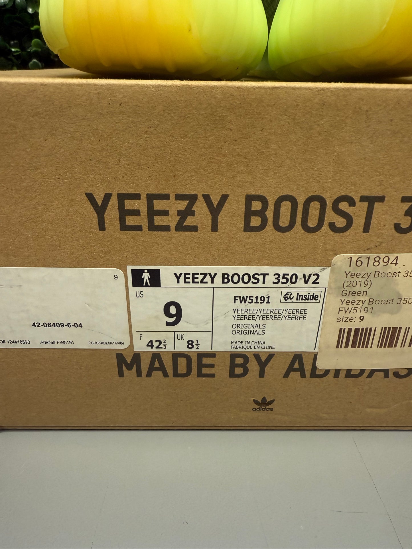 Yeezy 350 V2 "Yeezreel" Size 9 Preowned