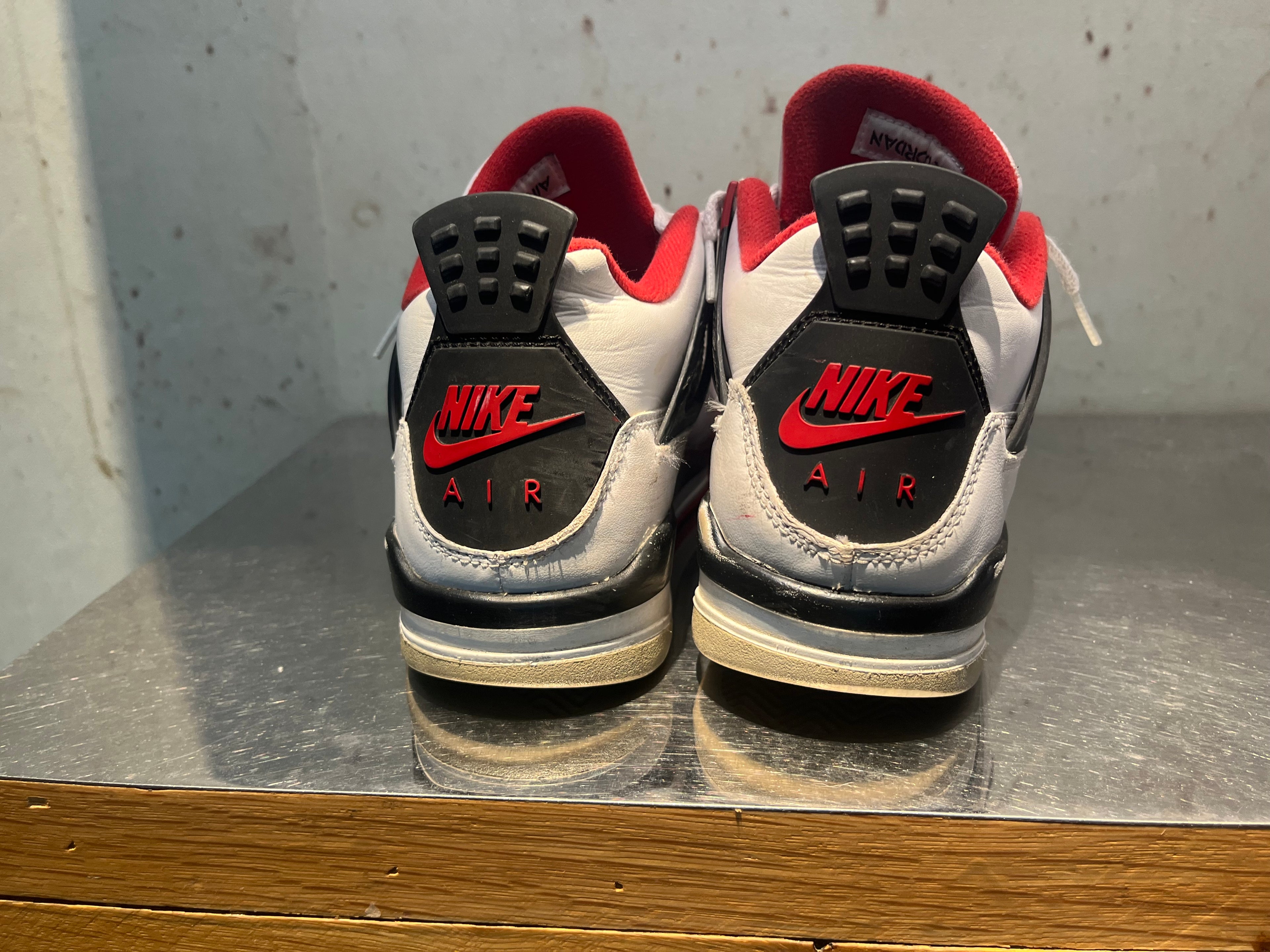 Jordan 4 "Fire Red" Size 5.5y Preowned